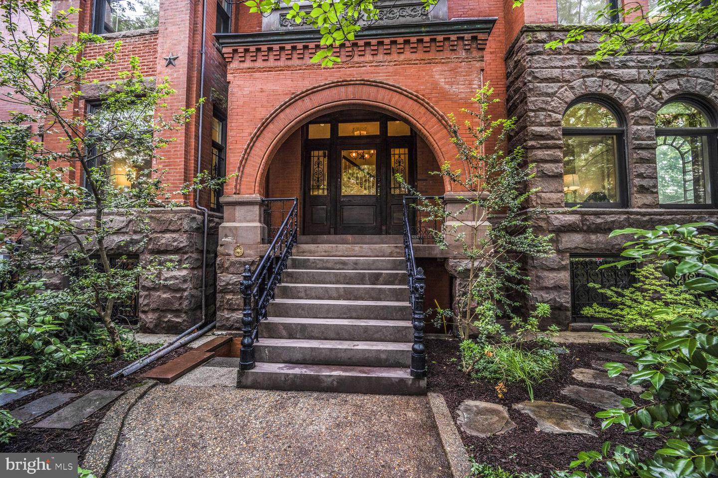 1752 17TH ST NW, WASHINGTON, District Of Columbia 20009, 5 Bedrooms Bedrooms, ,3 BathroomsBathrooms,Residential,For sale,1752 17TH ST NW,DCDC2221332 MLS # DCDC2221332