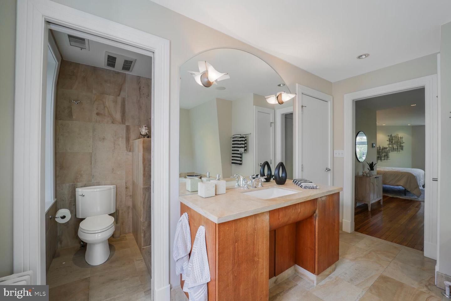 1752 17TH ST NW, WASHINGTON, District Of Columbia 20009, 5 Bedrooms Bedrooms, ,3 BathroomsBathrooms,Residential,For sale,1752 17TH ST NW,DCDC2221332 MLS # DCDC2221332