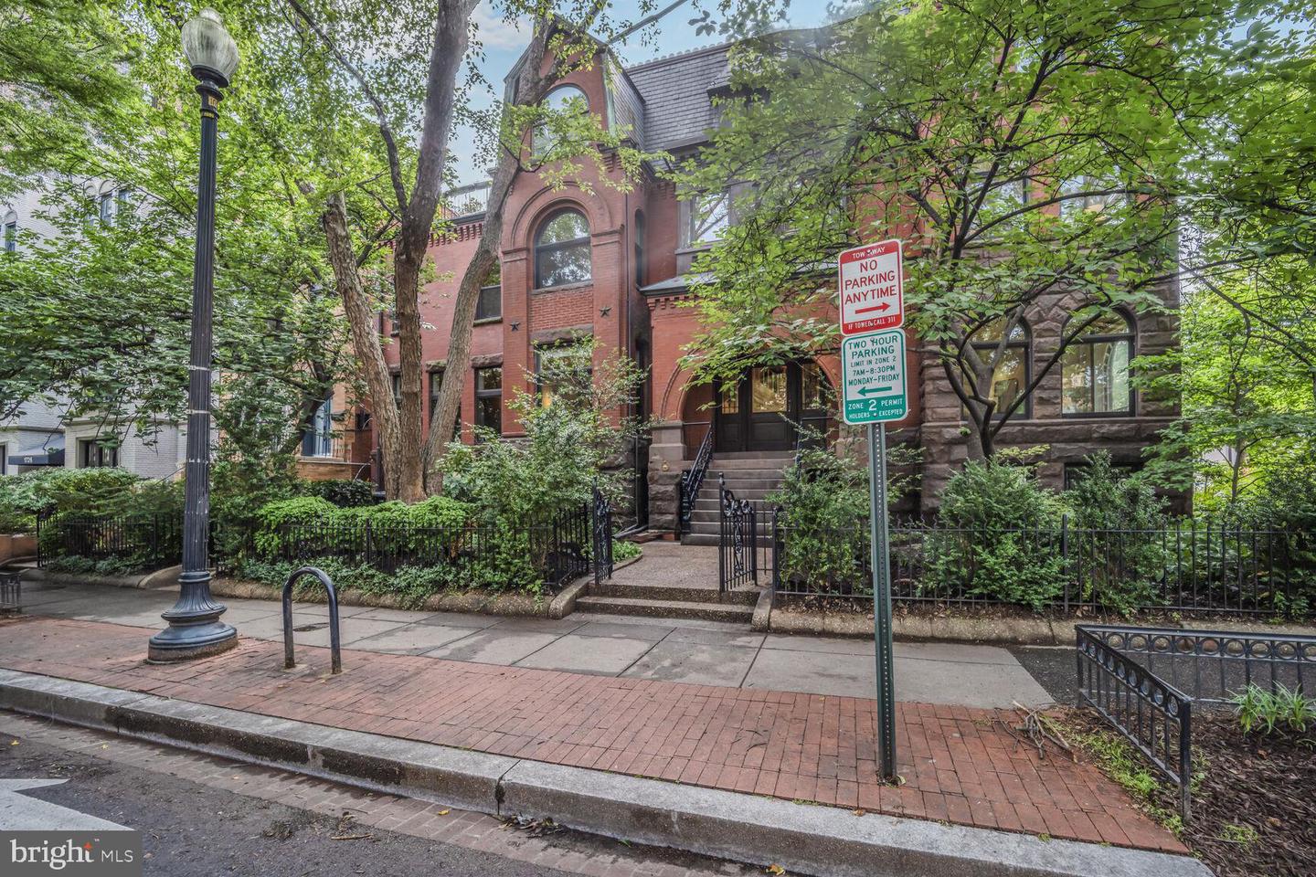 1752 17TH ST NW, WASHINGTON, District Of Columbia 20009, 5 Bedrooms Bedrooms, ,3 BathroomsBathrooms,Residential,For sale,1752 17TH ST NW,DCDC2221332 MLS # DCDC2221332