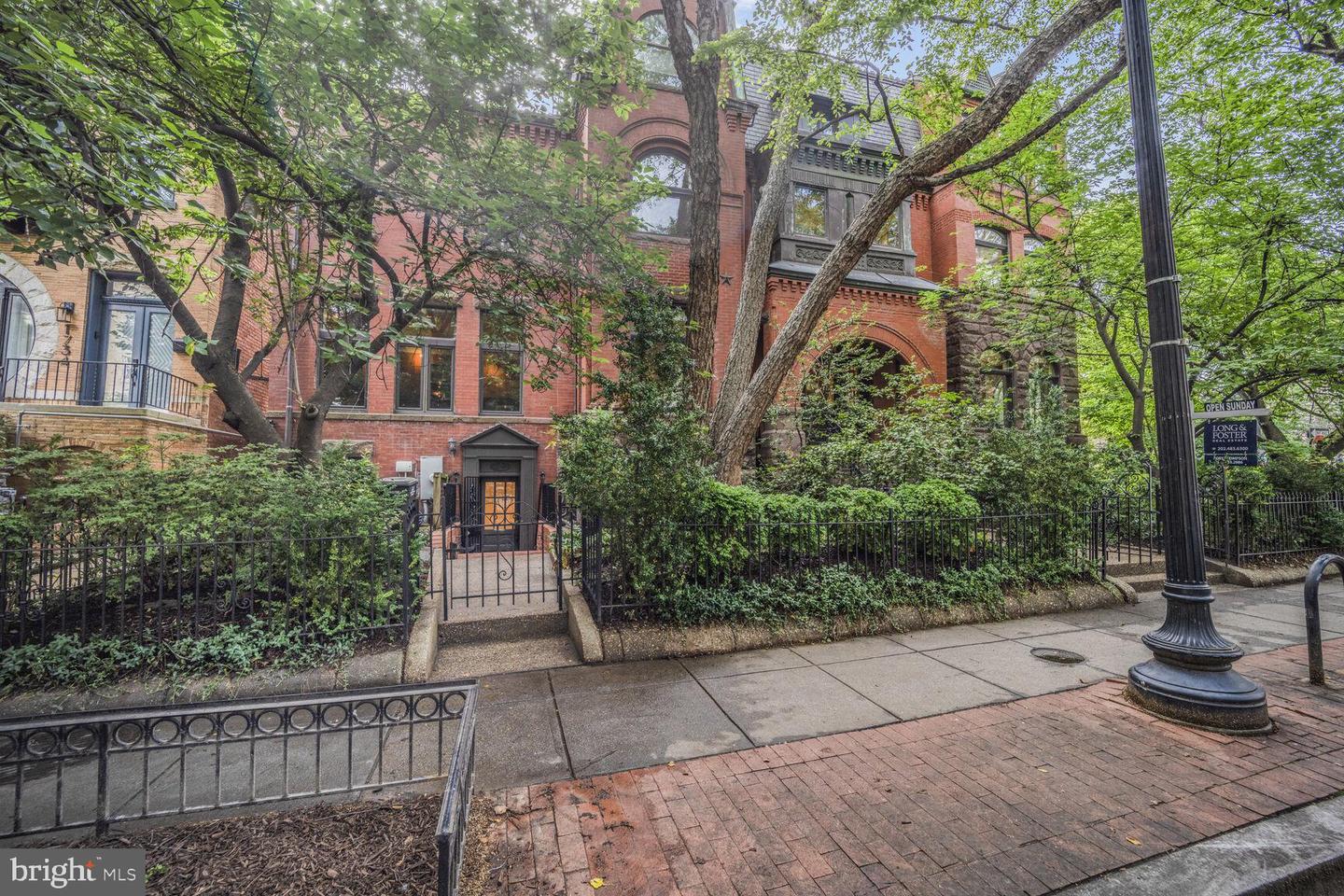 1752 17TH ST NW, WASHINGTON, District Of Columbia 20009, 5 Bedrooms Bedrooms, ,3 BathroomsBathrooms,Residential,For sale,1752 17TH ST NW,DCDC2221332 MLS # DCDC2221332