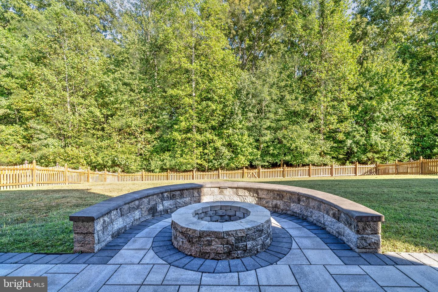 75 ROYAL CRESCENT WAY, FREDERICKSBURG, Virginia 22406, 5 Bedrooms Bedrooms, 8 Rooms Rooms,3 BathroomsBathrooms,Residential,For sale,75 ROYAL CRESCENT WAY,VAST2042586 MLS # VAST2042586