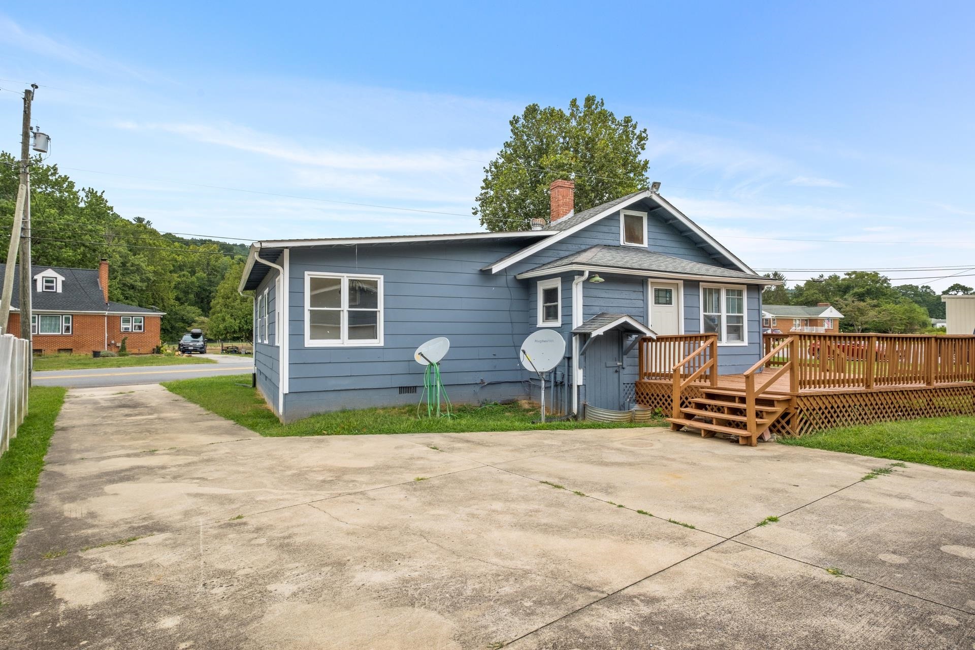 577 TYE RIVER TPKE, VESUVIUS, Virginia 24483, 2 Bedrooms Bedrooms, ,1 BathroomBathrooms,Residential,577 TYE RIVER TPKE,668929 MLS # 668929