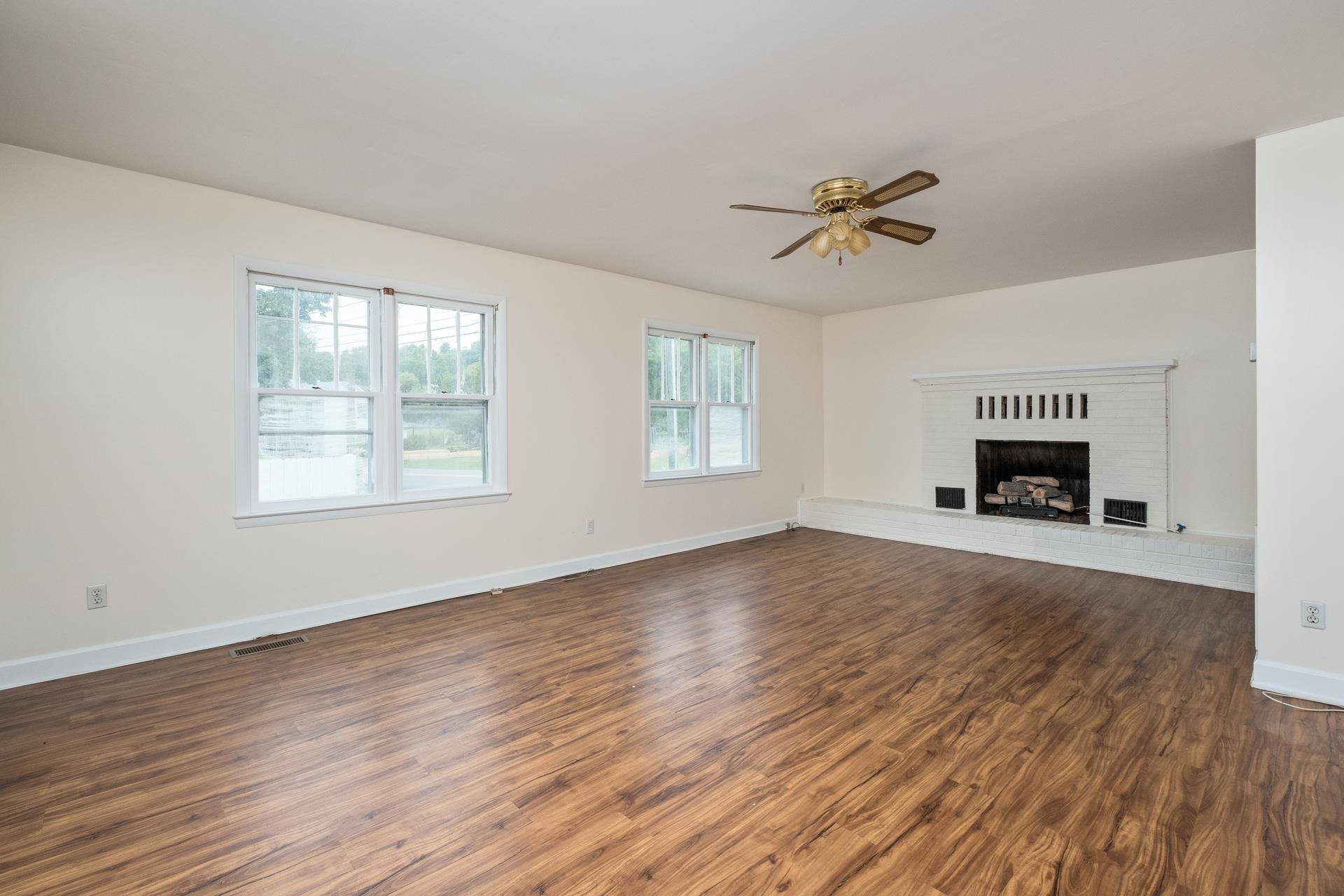 577 TYE RIVER TPKE, VESUVIUS, Virginia 24483, 2 Bedrooms Bedrooms, ,1 BathroomBathrooms,Residential,577 TYE RIVER TPKE,668929 MLS # 668929