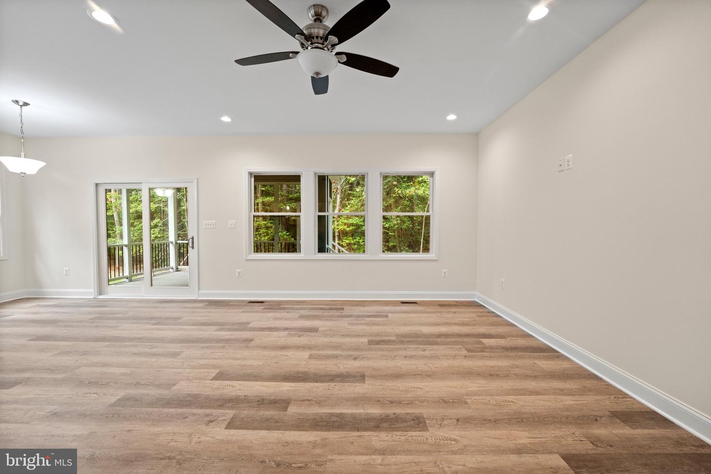 94 DINGLEY RD, MONTROSS, Virginia 22520, 3 Bedrooms Bedrooms, 5 Rooms Rooms,3 BathroomsBathrooms,Residential,For sale,94 DINGLEY RD,VAWE2009736 MLS # VAWE2009736