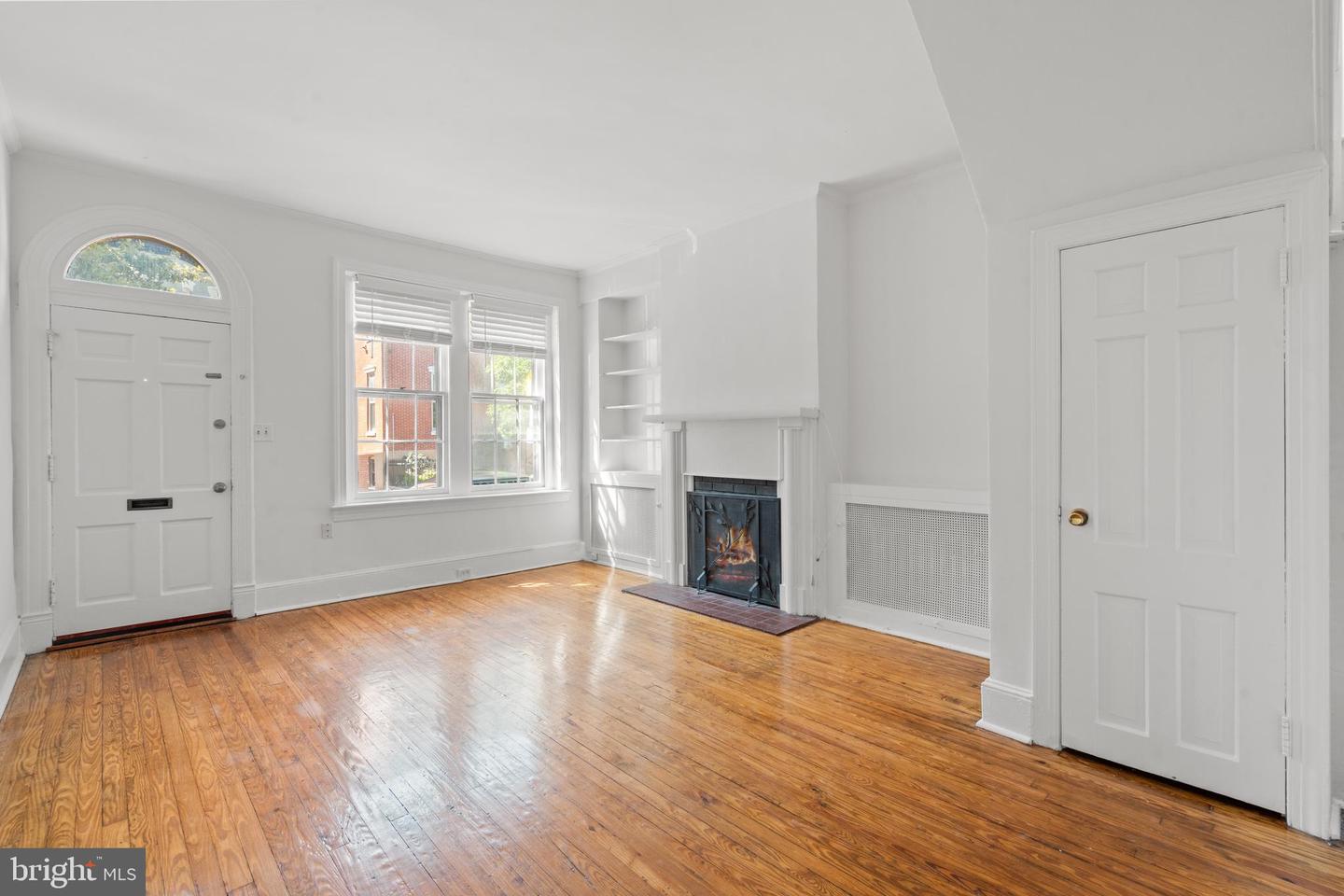 3511 O ST NW, WASHINGTON, District Of Columbia 20007, 3 Bedrooms Bedrooms, ,2 BathroomsBathrooms,Residential,For sale,3511 O ST NW,DCDC2221714 MLS # DCDC2221714