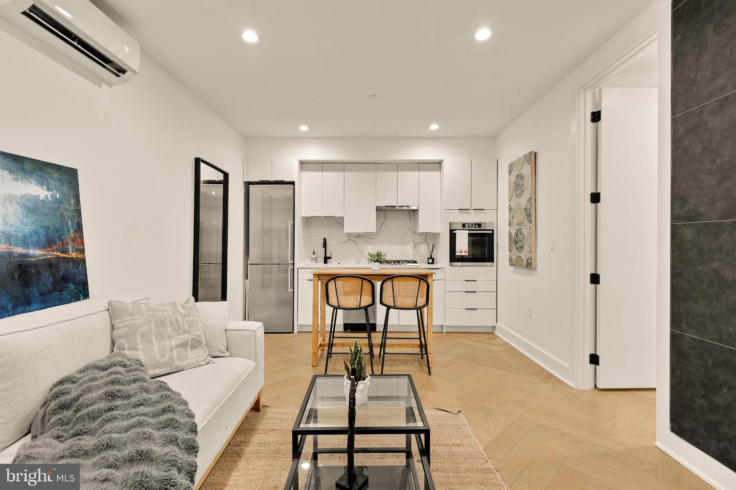 1225 11TH ST NW #2, WASHINGTON, District Of Columbia 20001, 1 Bedroom Bedrooms, 2 Rooms Rooms,1 BathroomBathrooms,Residential,For sale,1225 11TH ST NW #2,DCDC2221820 MLS # DCDC2221820 1225 11TH ST NW #2, WASHINGTON, District Of Columbia 20001, 1 Bedroom Bedrooms, 2 Rooms Rooms,1 BathroomBathrooms,Residential,For sale,1225 11TH ST NW #2,DCDC2221820 MLS # DCDC2221820