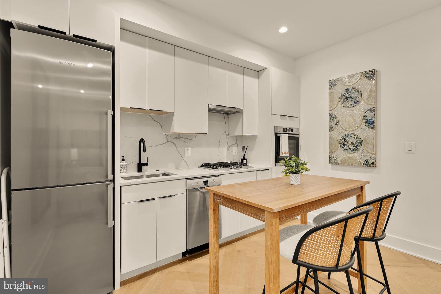 1225 11TH ST NW #2, WASHINGTON, District Of Columbia 20001, 1 Bedroom Bedrooms, 2 Rooms Rooms,1 BathroomBathrooms,Residential,For sale,1225 11TH ST NW #2,DCDC2221820 MLS # DCDC2221820 1225 11TH ST NW #2, WASHINGTON, District Of Columbia 20001, 1 Bedroom Bedrooms, 2 Rooms Rooms,1 BathroomBathrooms,Residential,For sale,1225 11TH ST NW #2,DCDC2221820 MLS # DCDC2221820