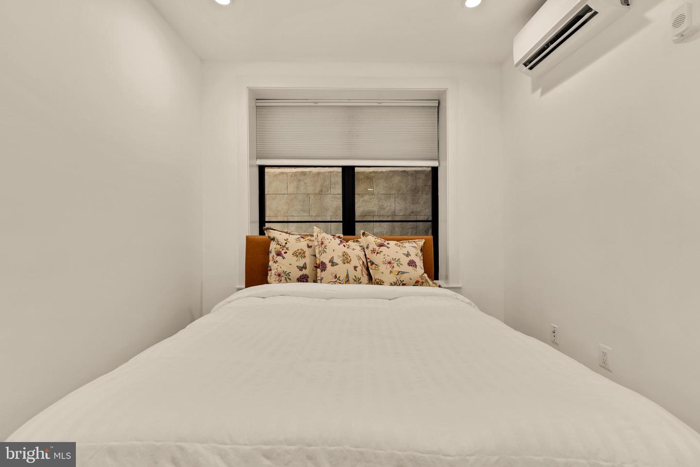 1225 11TH ST NW #2, WASHINGTON, District Of Columbia 20001, 1 Bedroom Bedrooms, 2 Rooms Rooms,1 BathroomBathrooms,Residential,For sale,1225 11TH ST NW #2,DCDC2221820 MLS # DCDC2221820 1225 11TH ST NW #2, WASHINGTON, District Of Columbia 20001, 1 Bedroom Bedrooms, 2 Rooms Rooms,1 BathroomBathrooms,Residential,For sale,1225 11TH ST NW #2,DCDC2221820 MLS # DCDC2221820