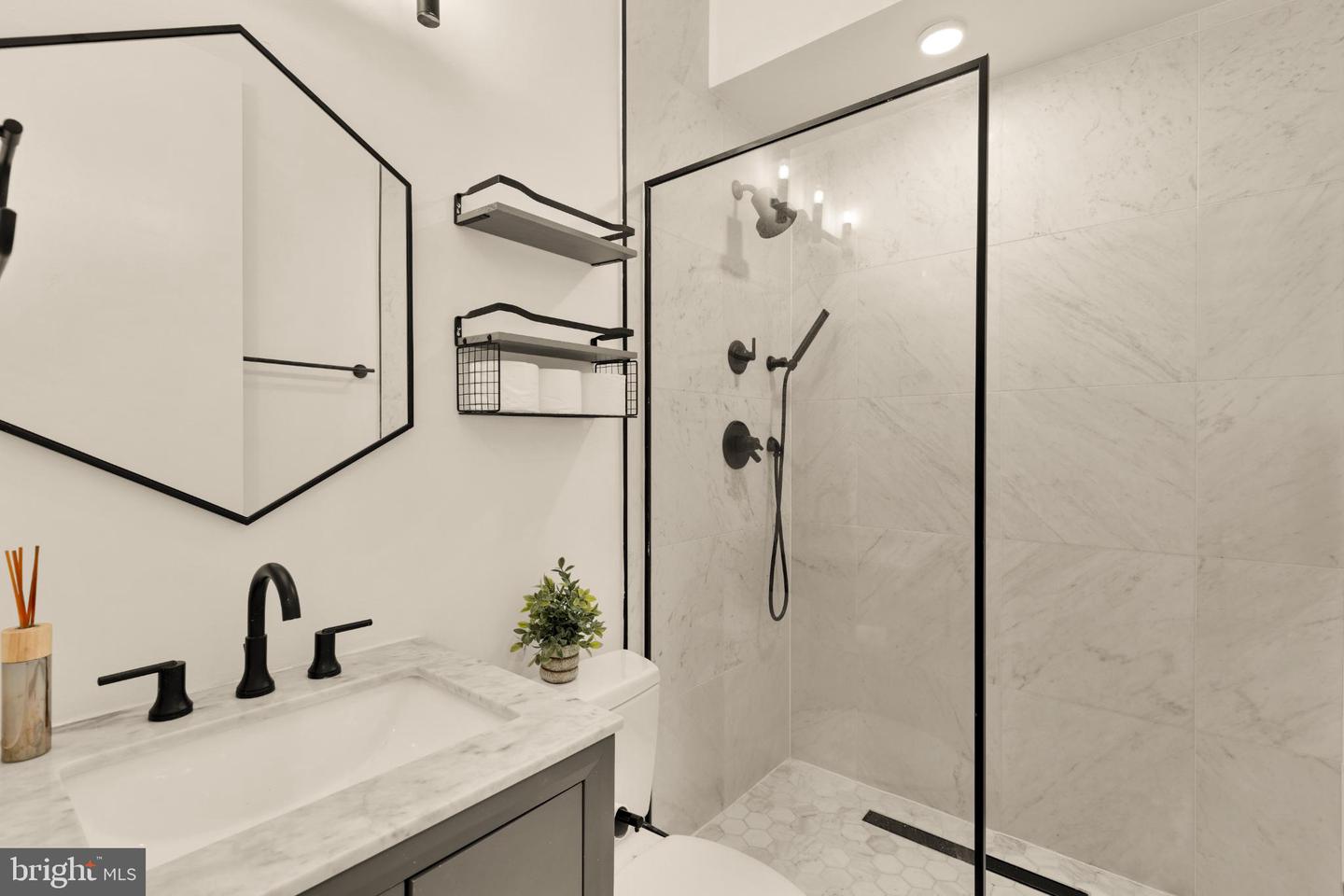 1225 11TH ST NW #2, WASHINGTON, District Of Columbia 20001, 1 Bedroom Bedrooms, 2 Rooms Rooms,1 BathroomBathrooms,Residential,For sale,1225 11TH ST NW #2,DCDC2221820 MLS # DCDC2221820 1225 11TH ST NW #2, WASHINGTON, District Of Columbia 20001, 1 Bedroom Bedrooms, 2 Rooms Rooms,1 BathroomBathrooms,Residential,For sale,1225 11TH ST NW #2,DCDC2221820 MLS # DCDC2221820