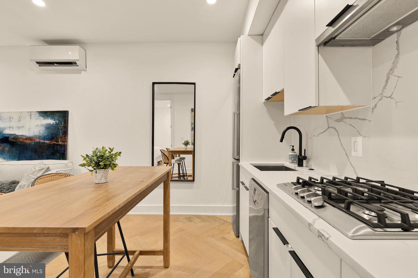 1225 11TH ST NW #2, WASHINGTON, District Of Columbia 20001, 1 Bedroom Bedrooms, 2 Rooms Rooms,1 BathroomBathrooms,Residential,For sale,1225 11TH ST NW #2,DCDC2221820 MLS # DCDC2221820 1225 11TH ST NW #2, WASHINGTON, District Of Columbia 20001, 1 Bedroom Bedrooms, 2 Rooms Rooms,1 BathroomBathrooms,Residential,For sale,1225 11TH ST NW #2,DCDC2221820 MLS # DCDC2221820