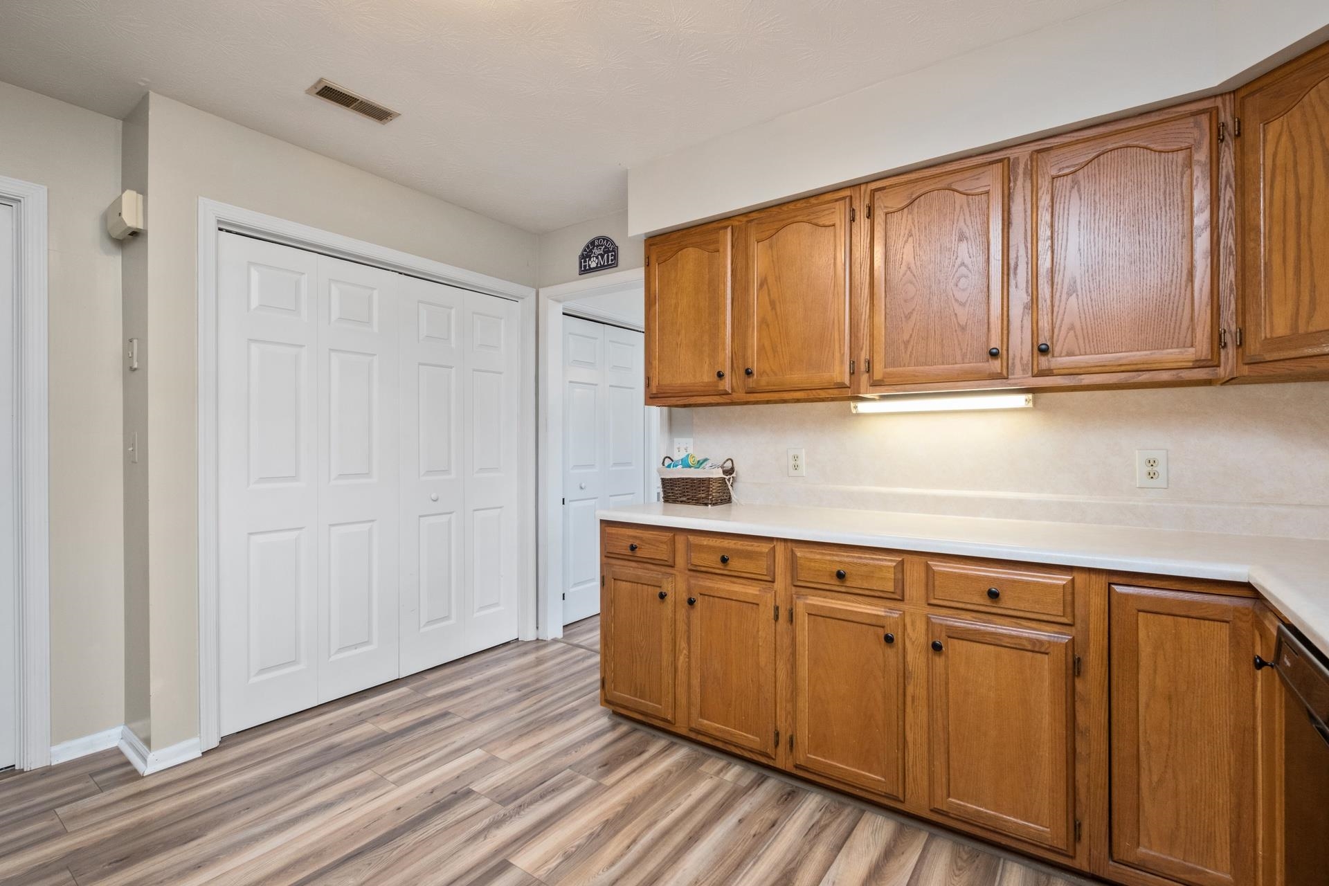 3255 CHURCHVILLE AVE, STAUNTON, Virginia 24401, 3 Bedrooms Bedrooms, ,2 BathroomsBathrooms,Residential,3255 CHURCHVILLE AVE,668941 MLS # 668941