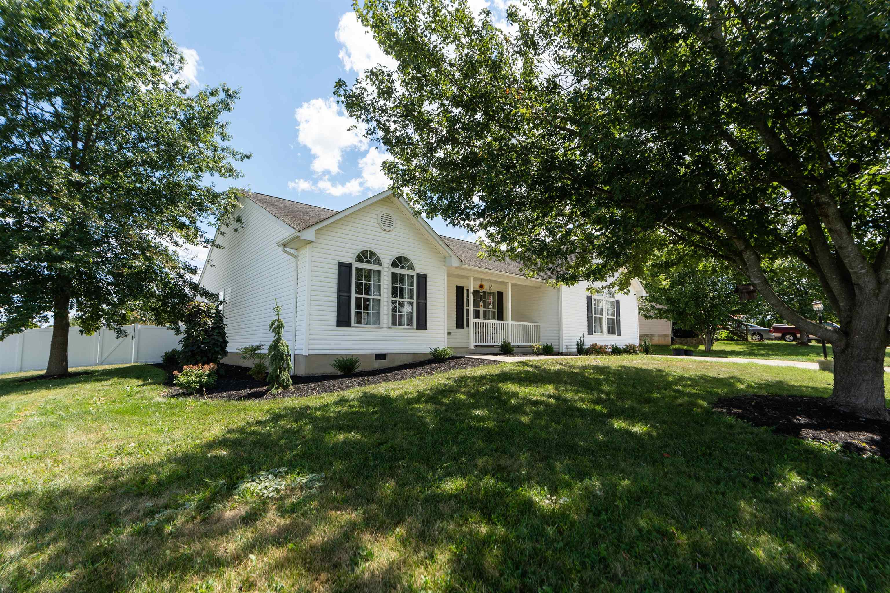 55 WYER ST, WEYERS CAVE, Virginia 24486, 4 Bedrooms Bedrooms, ,2 BathroomsBathrooms,Residential,55 WYER ST,668946 MLS # 668946