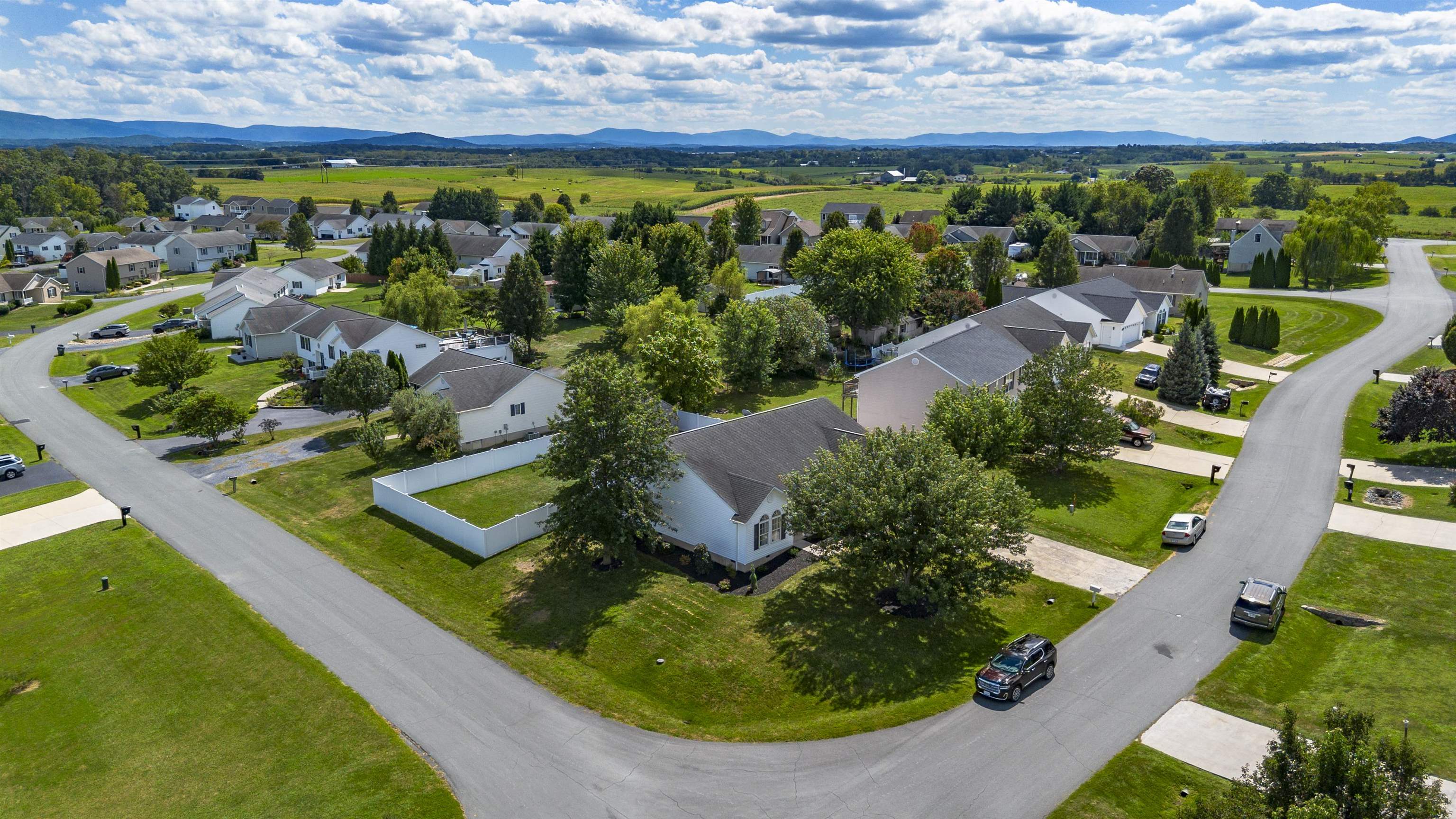 55 WYER ST, WEYERS CAVE, Virginia 24486, 4 Bedrooms Bedrooms, ,2 BathroomsBathrooms,Residential,55 WYER ST,668946 MLS # 668946