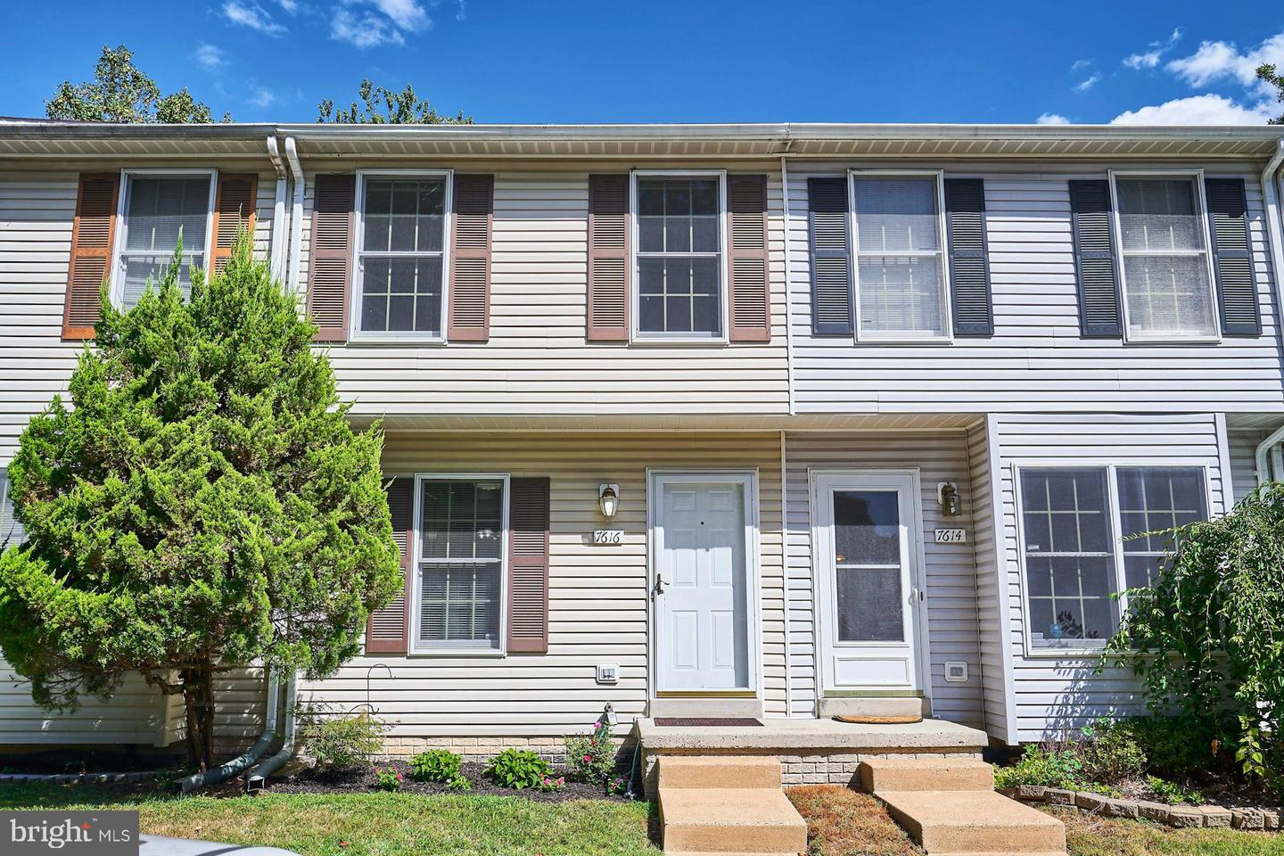 7616 WOOD MIST LN, FALLS CHURCH, Virginia 22043, 2 Bedrooms Bedrooms, ,2 BathroomsBathrooms,Residential,For sale,7616 WOOD MIST LN,VAFX2266758 MLS # VAFX2266758