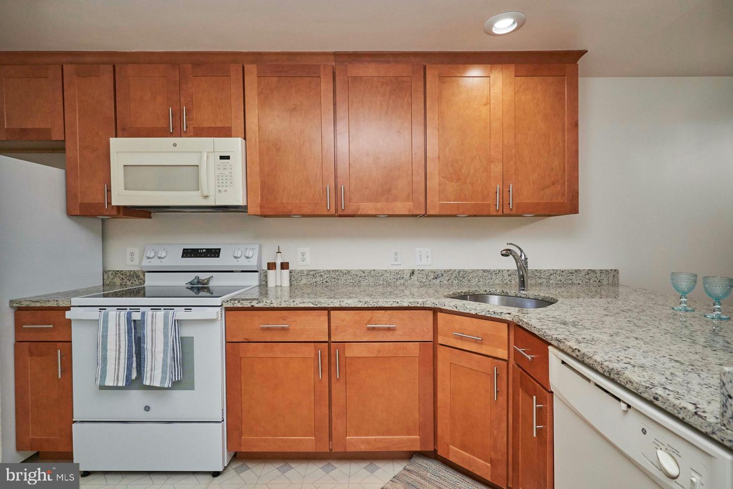 7616 WOOD MIST LN, FALLS CHURCH, Virginia 22043, 2 Bedrooms Bedrooms, ,2 BathroomsBathrooms,Residential,For sale,7616 WOOD MIST LN,VAFX2266758 MLS # VAFX2266758