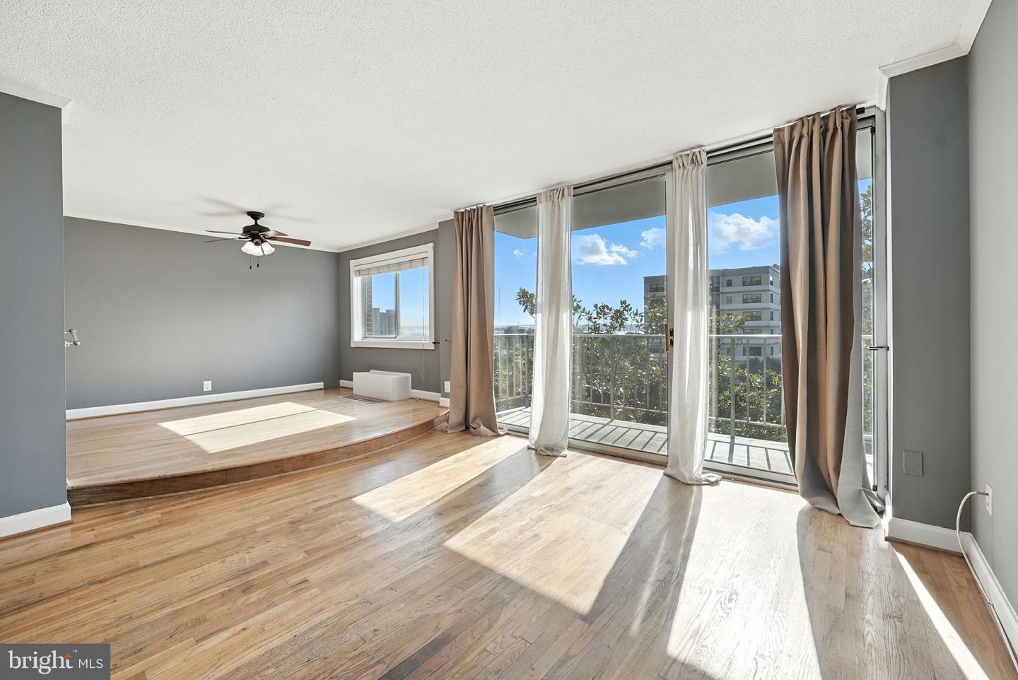 2059 HUNTINGTON AVE #707, ALEXANDRIA, Virginia 22303, 2 Bedrooms Bedrooms, ,2 BathroomsBathrooms,Residential,For sale,2059 HUNTINGTON AVE #707,VAFX2267002 MLS # VAFX2267002 2059 HUNTINGTON AVE #707, ALEXANDRIA, Virginia 22303, 2 Bedrooms Bedrooms, ,2 BathroomsBathrooms,Residential,For sale,2059 HUNTINGTON AVE #707,VAFX2267002 MLS # VAFX2267002