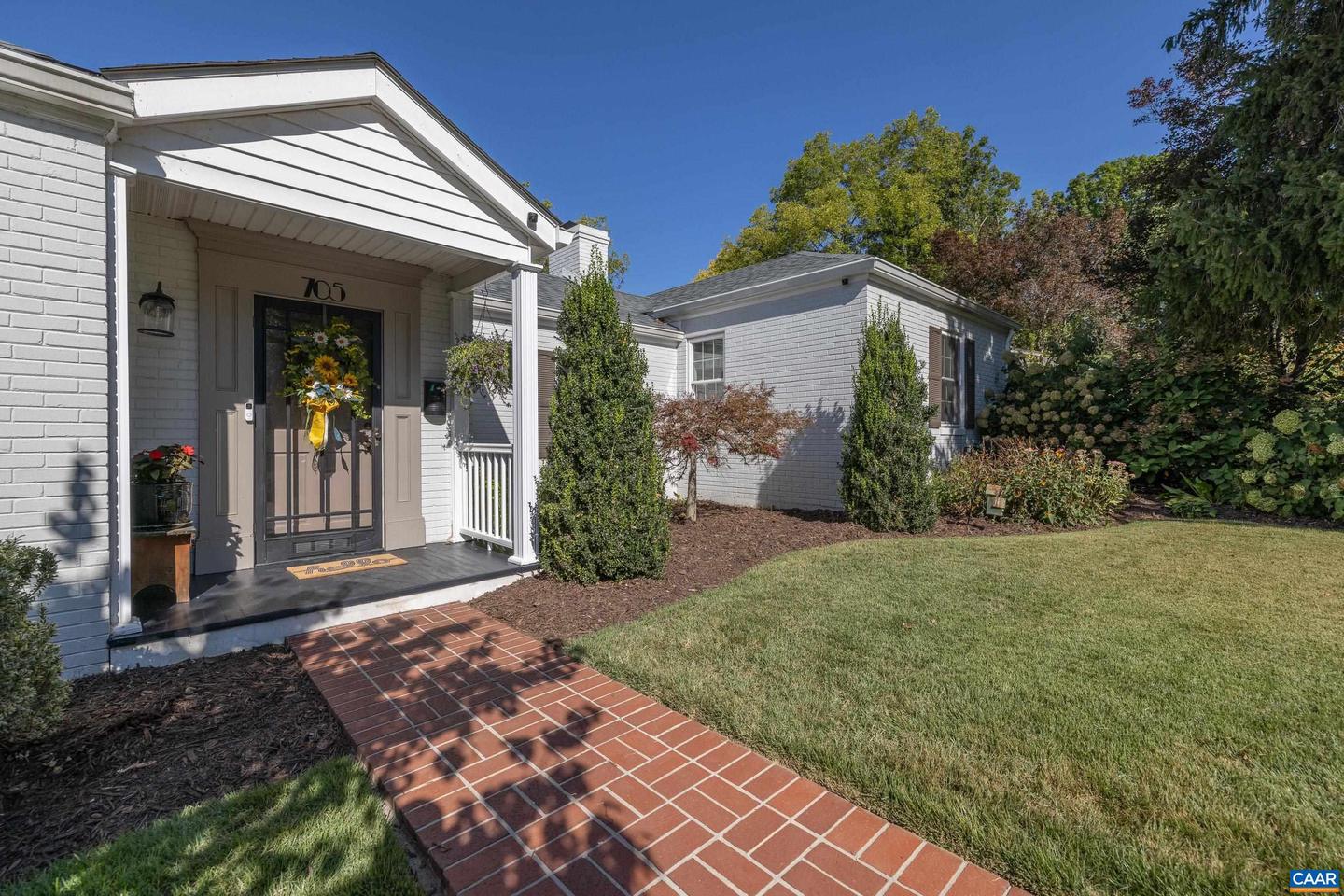 705 OAK AVE, WAYNESBORO, Virginia 22980, 4 Bedrooms Bedrooms, ,2 BathroomsBathrooms,Residential,For sale,705 OAK AVE,668878 MLS # 668878