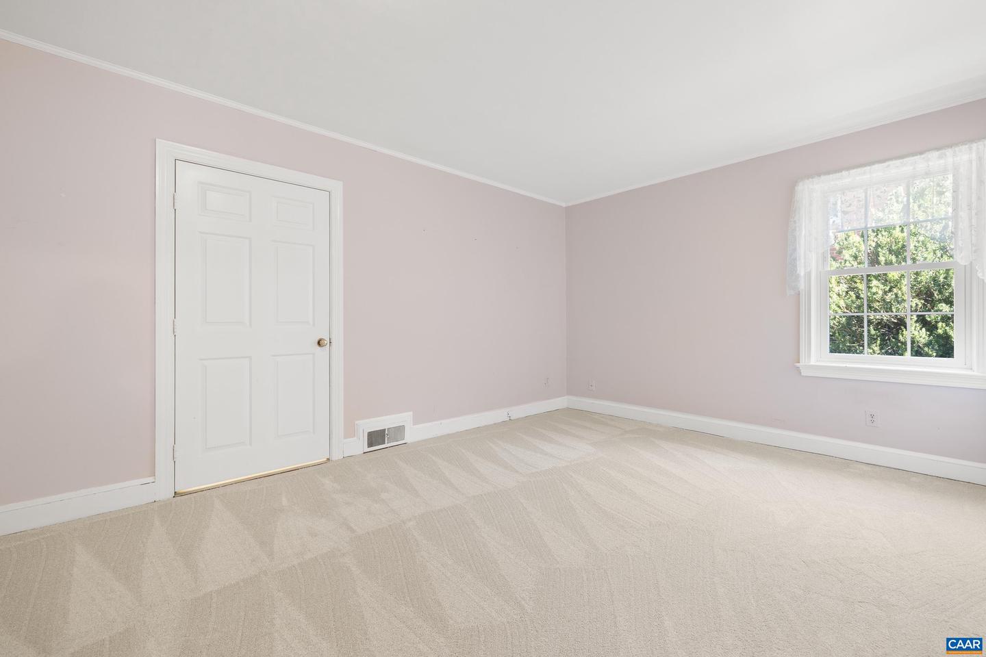 705 OAK AVE, WAYNESBORO, Virginia 22980, 4 Bedrooms Bedrooms, ,2 BathroomsBathrooms,Residential,For sale,705 OAK AVE,668878 MLS # 668878