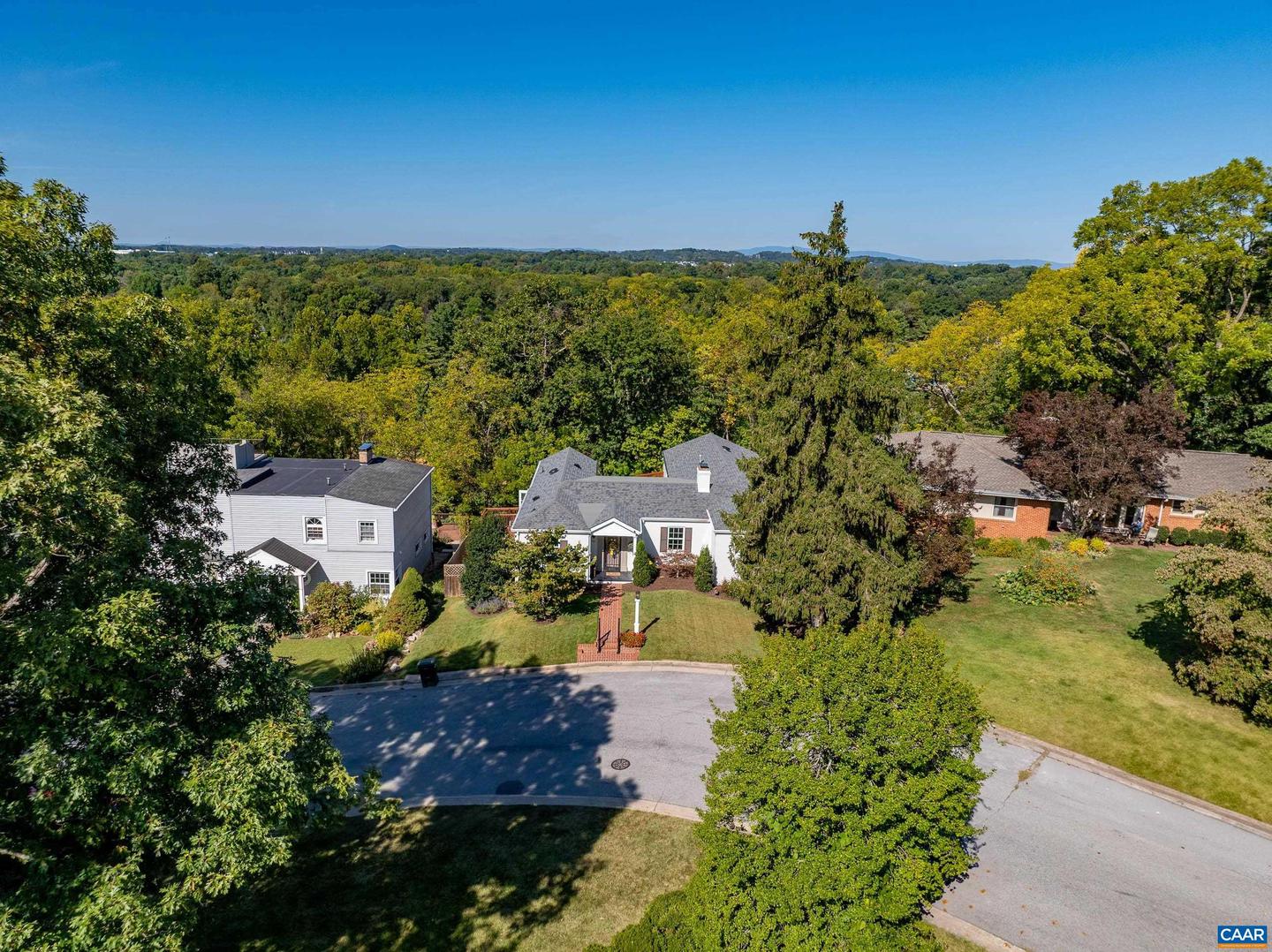 705 OAK AVE, WAYNESBORO, Virginia 22980, 4 Bedrooms Bedrooms, ,2 BathroomsBathrooms,Residential,For sale,705 OAK AVE,668878 MLS # 668878