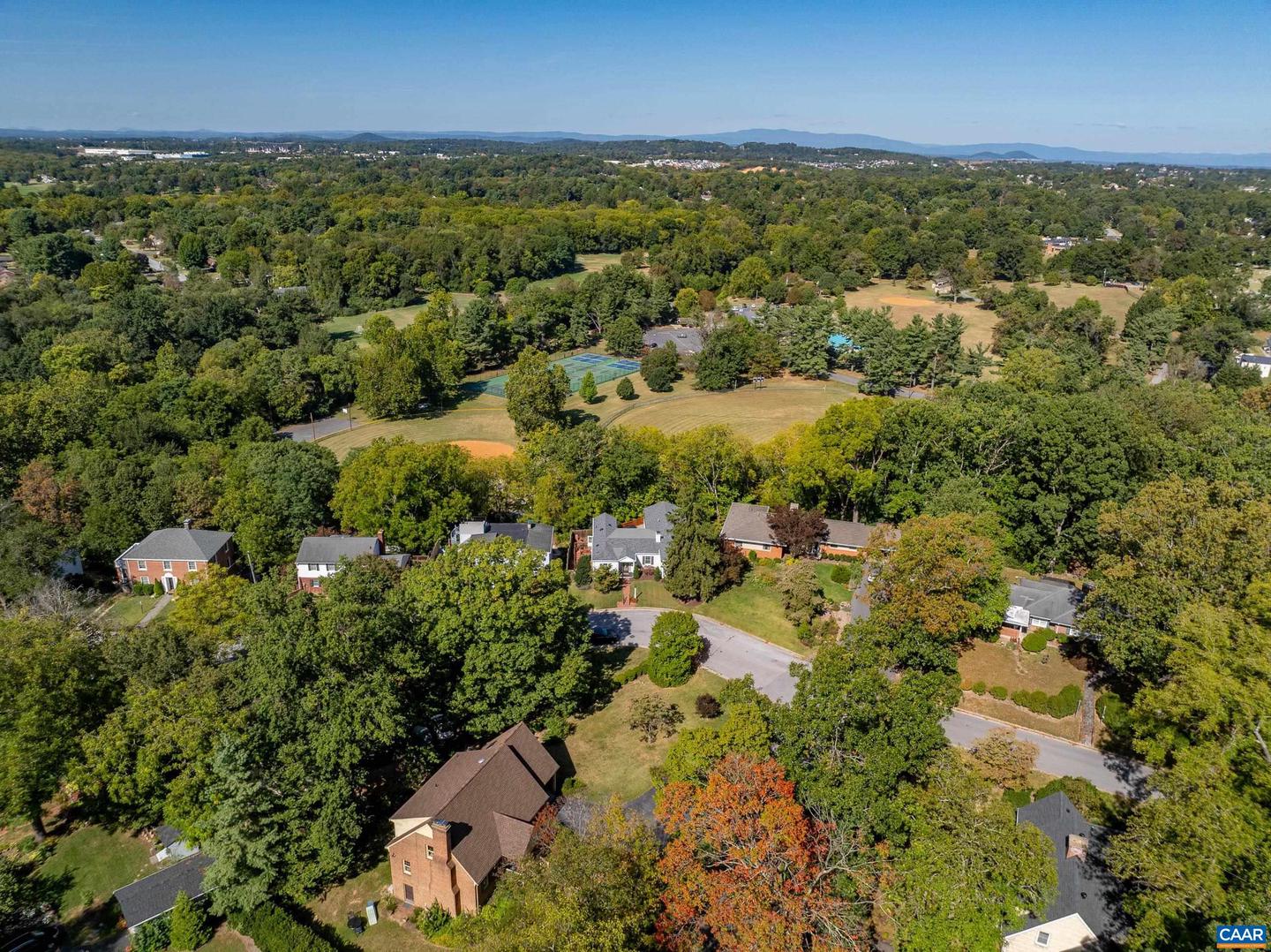 705 OAK AVE, WAYNESBORO, Virginia 22980, 4 Bedrooms Bedrooms, ,2 BathroomsBathrooms,Residential,For sale,705 OAK AVE,668878 MLS # 668878