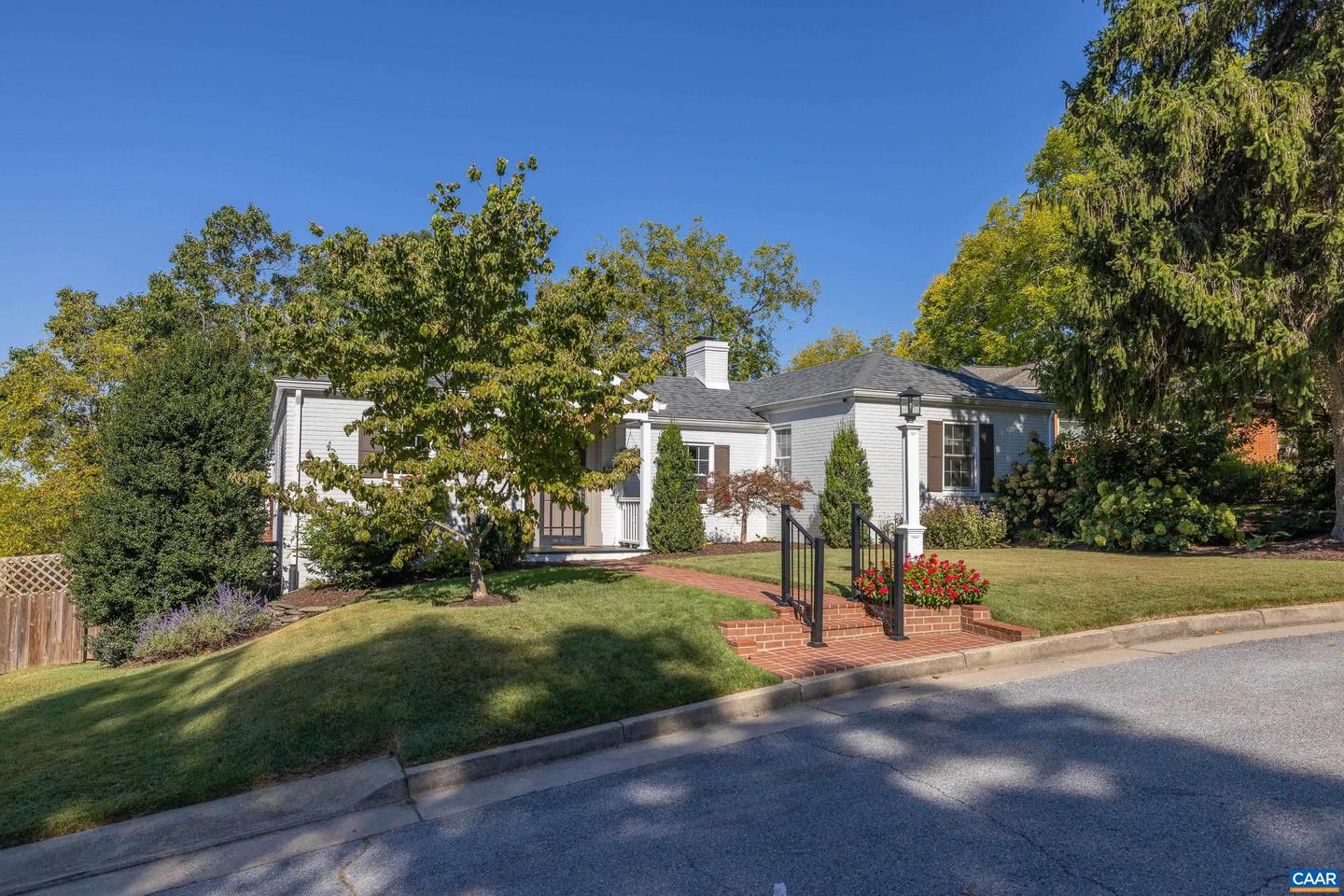 705 OAK AVE, WAYNESBORO, Virginia 22980, 4 Bedrooms Bedrooms, ,2 BathroomsBathrooms,Residential,For sale,705 OAK AVE,668878 MLS # 668878