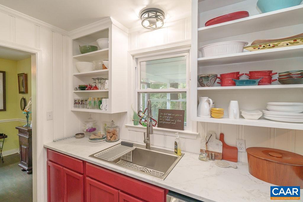 115 SHASTA CT, CHARLOTTESVILLE, Virginia 22903, 3 Bedrooms Bedrooms, ,2 BathroomsBathrooms,Residential,For sale,115 SHASTA CT,668880 MLS # 668880