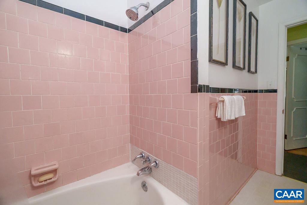 115 SHASTA CT, CHARLOTTESVILLE, Virginia 22903, 3 Bedrooms Bedrooms, ,2 BathroomsBathrooms,Residential,For sale,115 SHASTA CT,668880 MLS # 668880