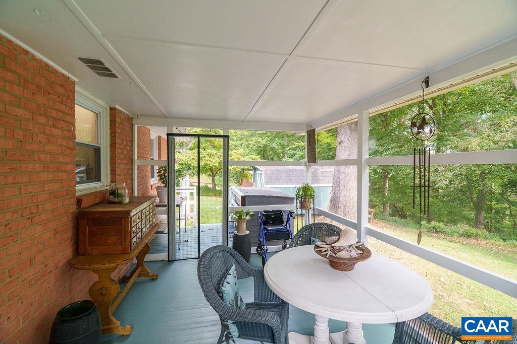115 SHASTA CT, CHARLOTTESVILLE, Virginia 22903, 3 Bedrooms Bedrooms, ,2 BathroomsBathrooms,Residential,For sale,115 SHASTA CT,668880 MLS # 668880