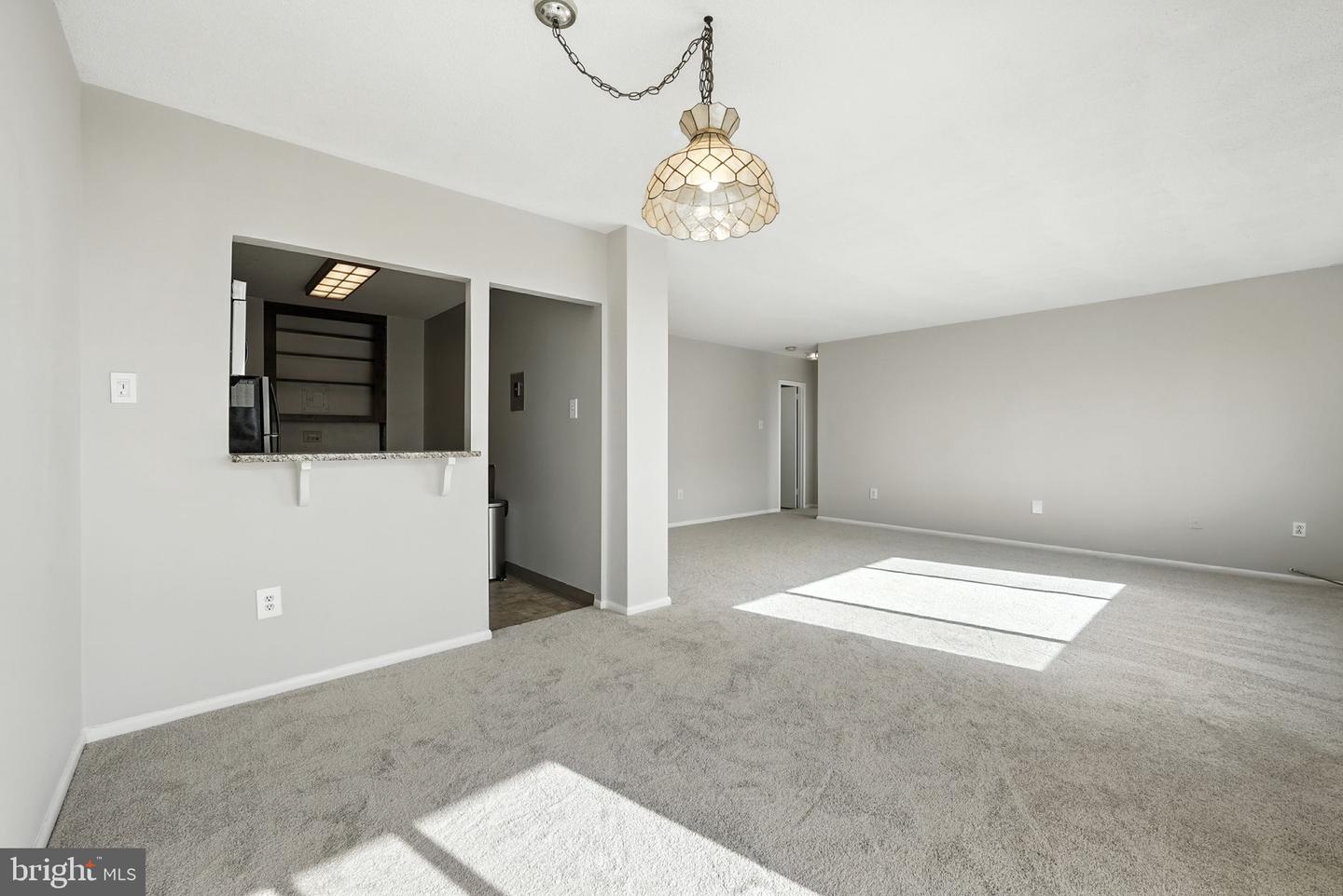 2059 HUNTINGTON AVE #503, ALEXANDRIA, Virginia 22303, 1 Bedroom Bedrooms, ,1 BathroomBathrooms,Residential,For sale,2059 HUNTINGTON AVE #503,VAFX2267022 MLS # VAFX2267022