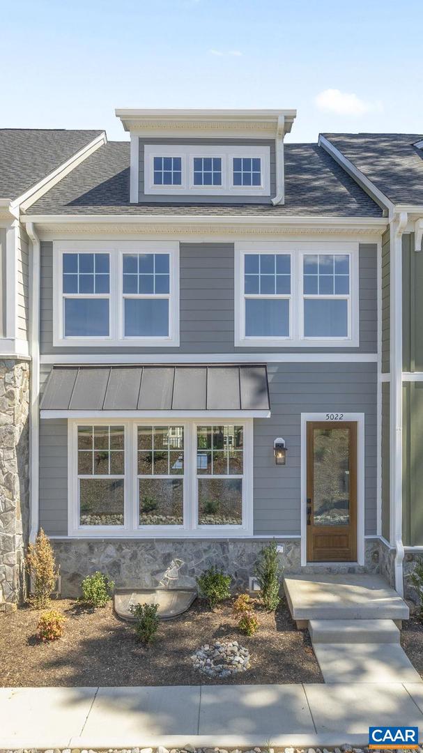 5022 LINDLEY PL, CHARLOTTESVILLE, Virginia 22901, 3 Bedrooms Bedrooms, ,2 BathroomsBathrooms,Residential,For sale,5022 LINDLEY PL,668892 MLS # 668892