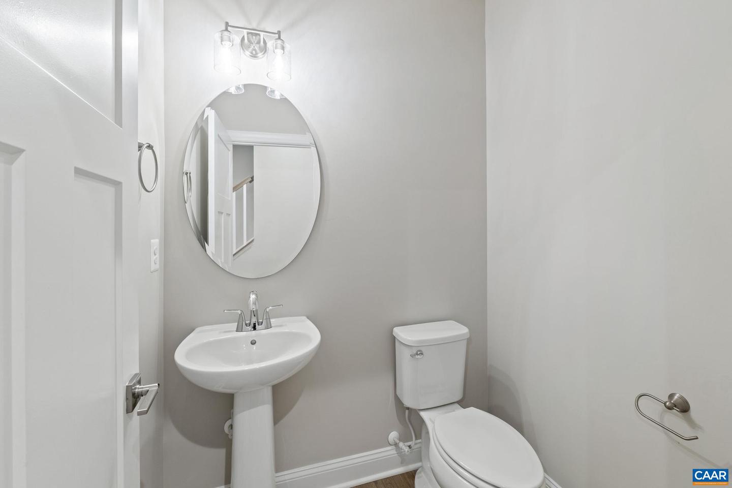 5022 LINDLEY PL, CHARLOTTESVILLE, Virginia 22901, 3 Bedrooms Bedrooms, ,2 BathroomsBathrooms,Residential,For sale,5022 LINDLEY PL,668892 MLS # 668892