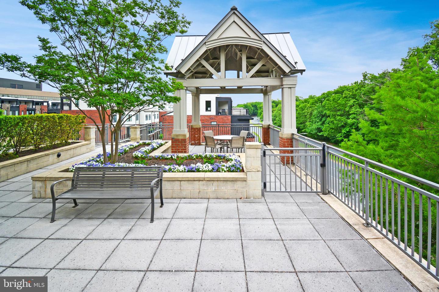 11770 SUNRISE VALLEY DR #120, RESTON, Virginia 20191, 2 Bedrooms Bedrooms, ,2 BathroomsBathrooms,Residential,For sale,11770 SUNRISE VALLEY DR #120,VAFX2267068 MLS # VAFX2267068