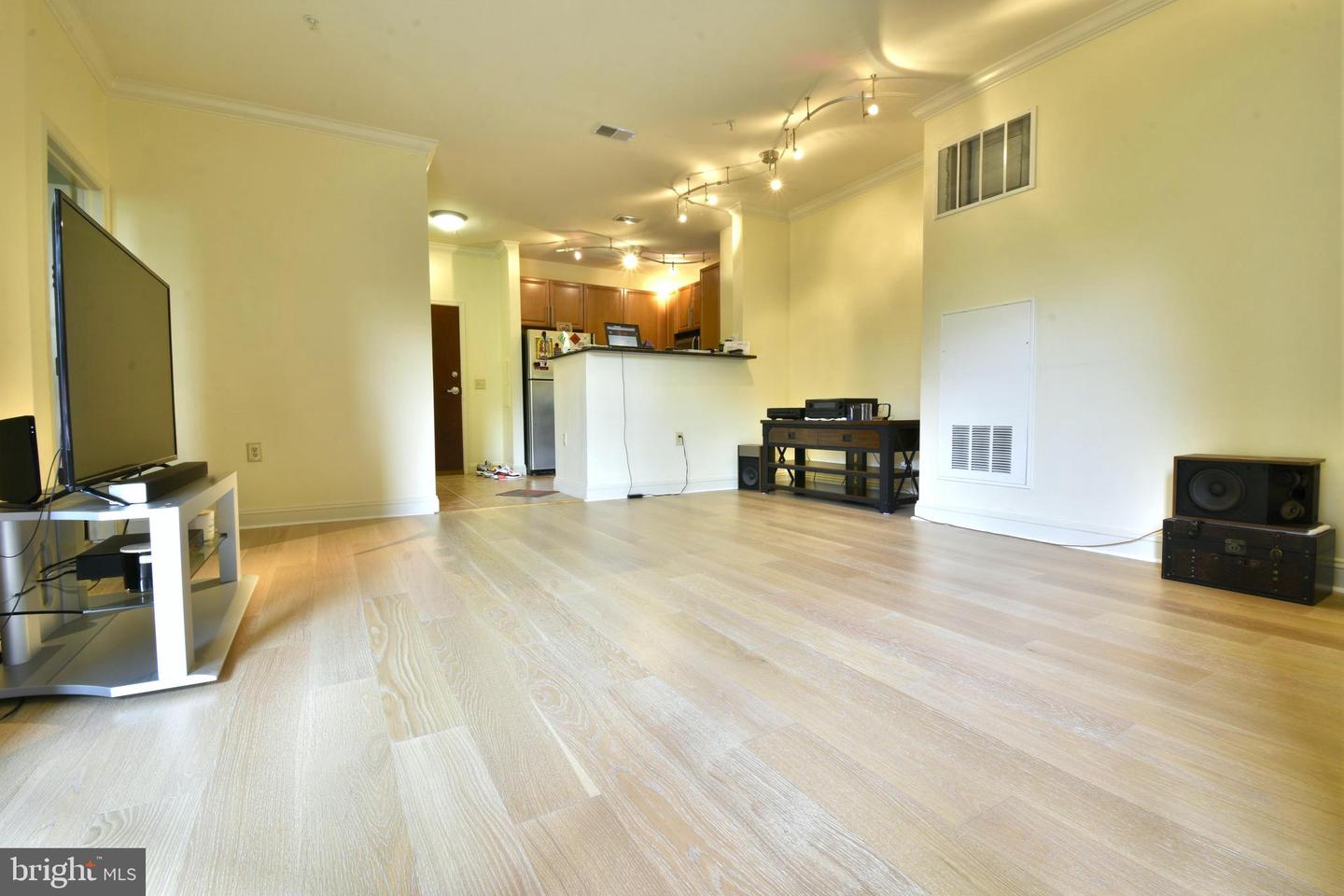 11770 SUNRISE VALLEY DR #120, RESTON, Virginia 20191, 2 Bedrooms Bedrooms, ,2 BathroomsBathrooms,Residential,For sale,11770 SUNRISE VALLEY DR #120,VAFX2267068 MLS # VAFX2267068