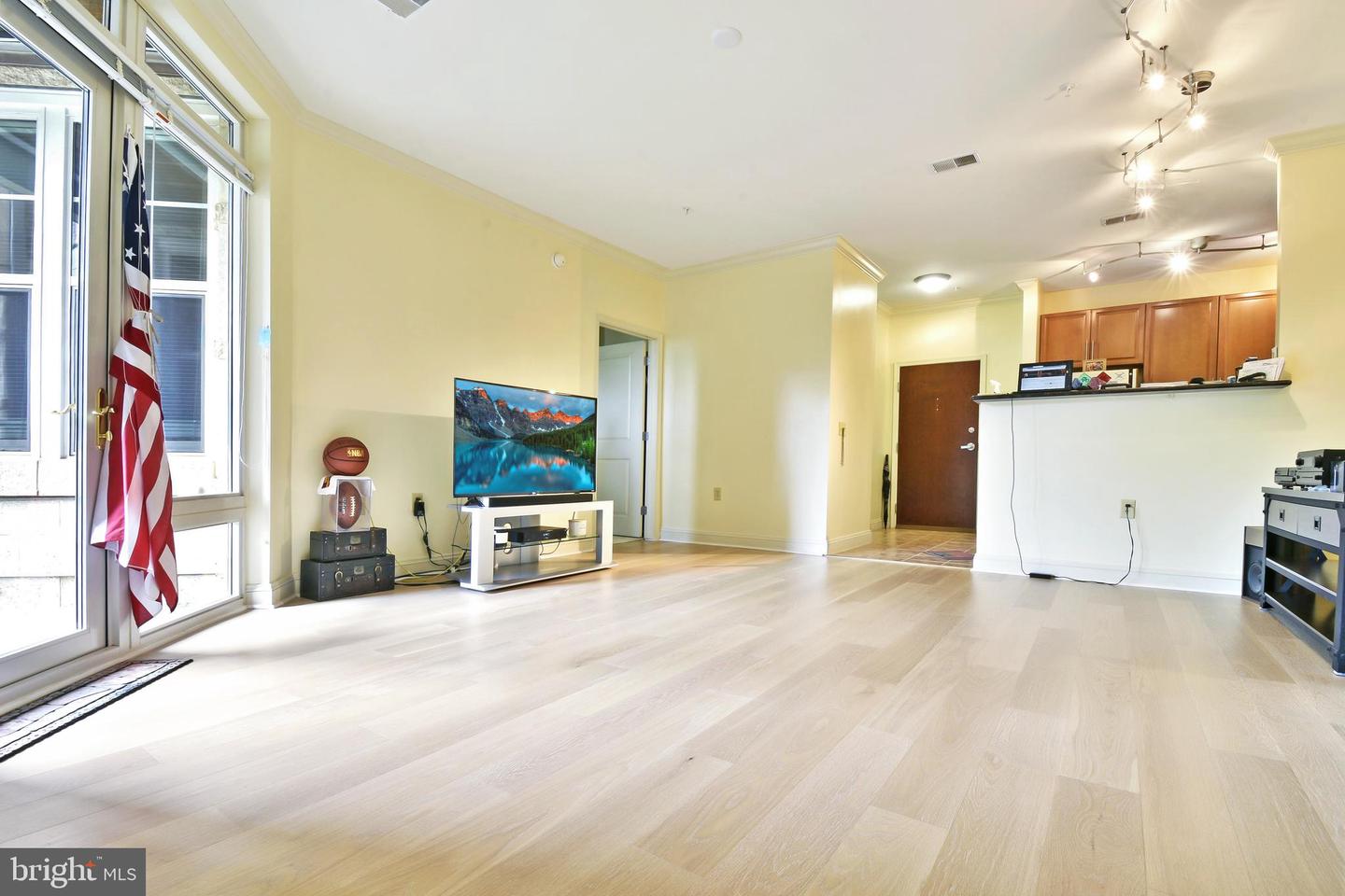 11770 SUNRISE VALLEY DR #120, RESTON, Virginia 20191, 2 Bedrooms Bedrooms, ,2 BathroomsBathrooms,Residential,For sale,11770 SUNRISE VALLEY DR #120,VAFX2267068 MLS # VAFX2267068