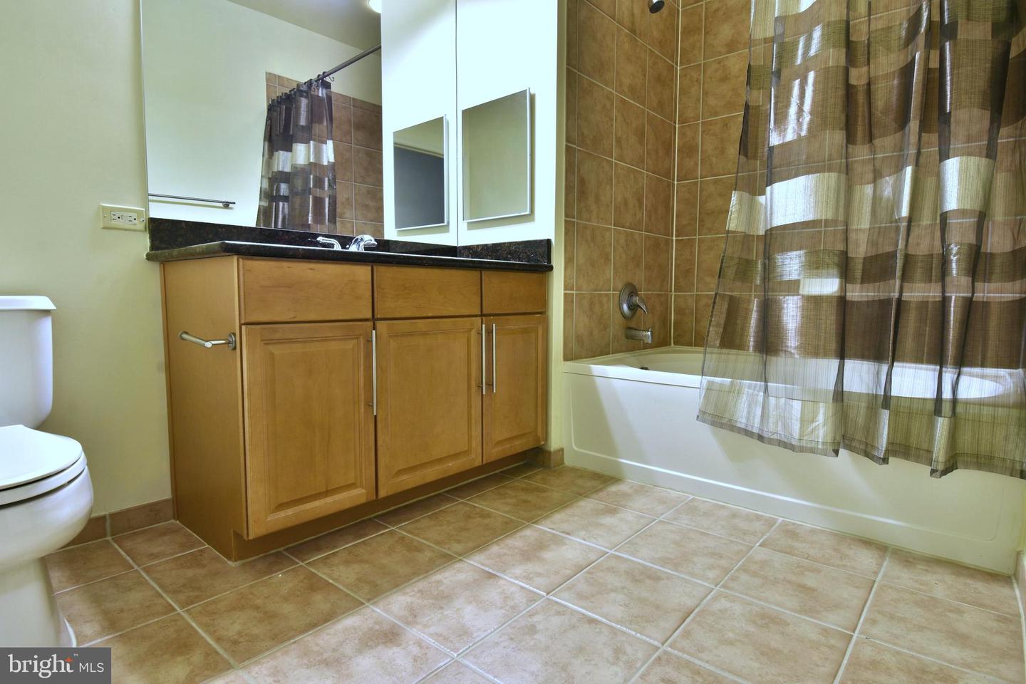 11770 SUNRISE VALLEY DR #120, RESTON, Virginia 20191, 2 Bedrooms Bedrooms, ,2 BathroomsBathrooms,Residential,For sale,11770 SUNRISE VALLEY DR #120,VAFX2267068 MLS # VAFX2267068