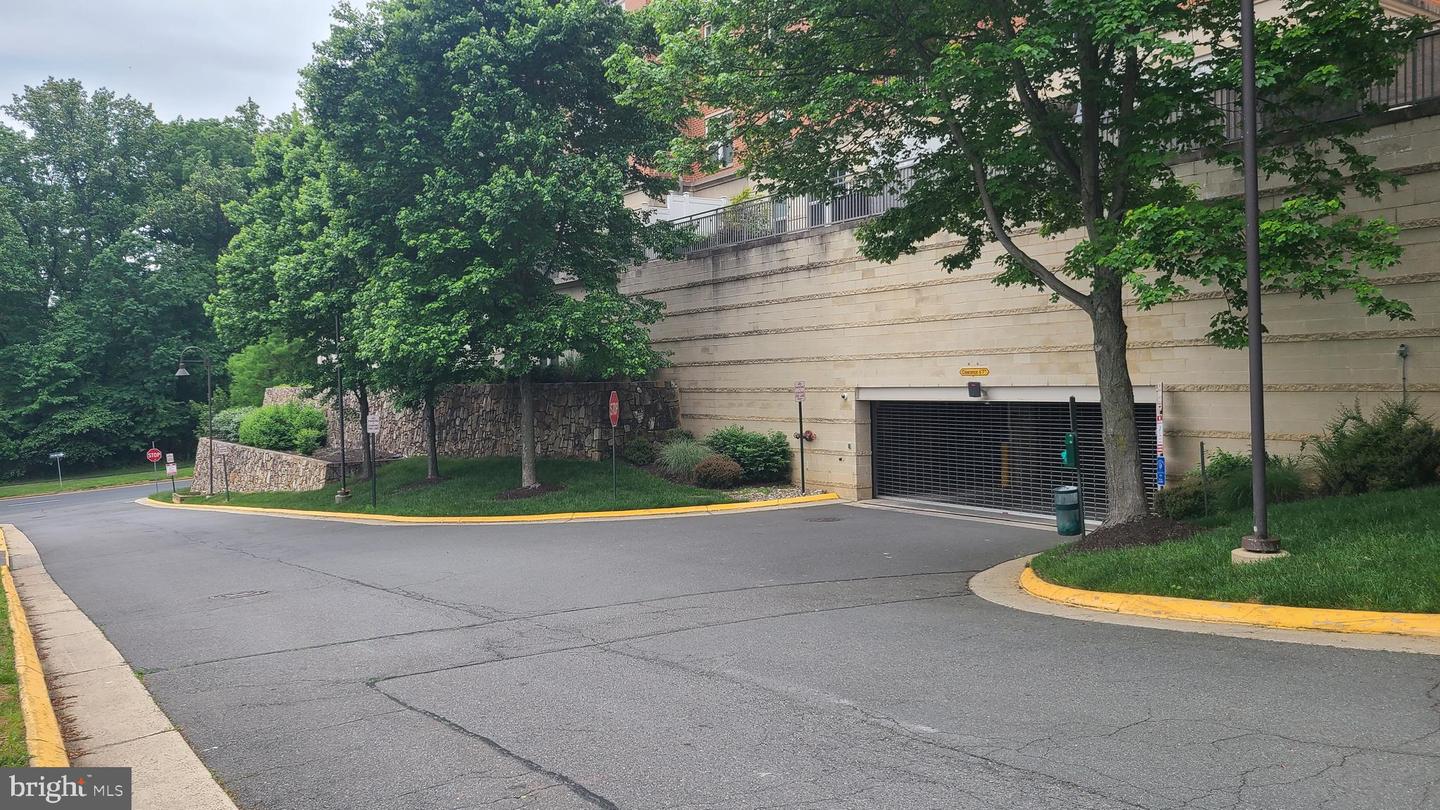 11770 SUNRISE VALLEY DR #120, RESTON, Virginia 20191, 2 Bedrooms Bedrooms, ,2 BathroomsBathrooms,Residential,For sale,11770 SUNRISE VALLEY DR #120,VAFX2267068 MLS # VAFX2267068