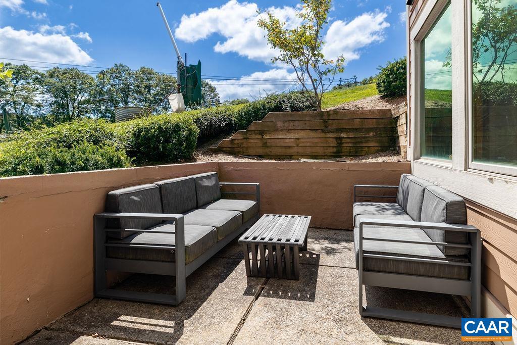913 DIAMOND HILL CONDOS, WINTERGREEN RESORT, Virginia 22967, 1 Bedroom Bedrooms, ,1 BathroomBathrooms,Residential,For sale,913 DIAMOND HILL CONDOS,668910 MLS # 668910