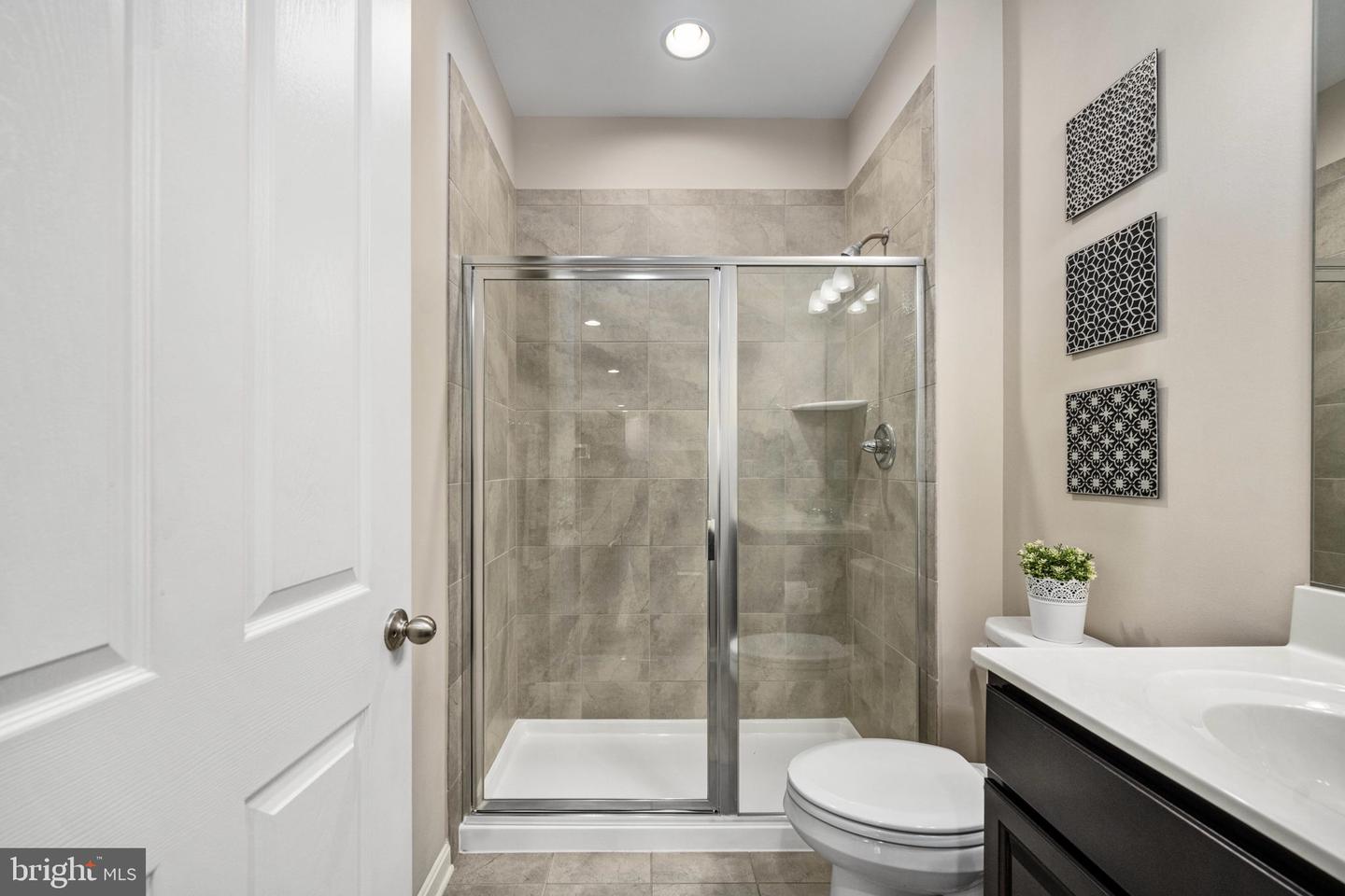 18 ELM ST, STAFFORD, Virginia 22554, 6 Bedrooms Bedrooms, ,5 BathroomsBathrooms,Residential,For sale,18 ELM ST,VAST2040260 MLS # VAST2040260 18 ELM ST, STAFFORD, Virginia 22554, 6 Bedrooms Bedrooms, ,5 BathroomsBathrooms,Residential,For sale,18 ELM ST,VAST2040260 MLS # VAST2040260