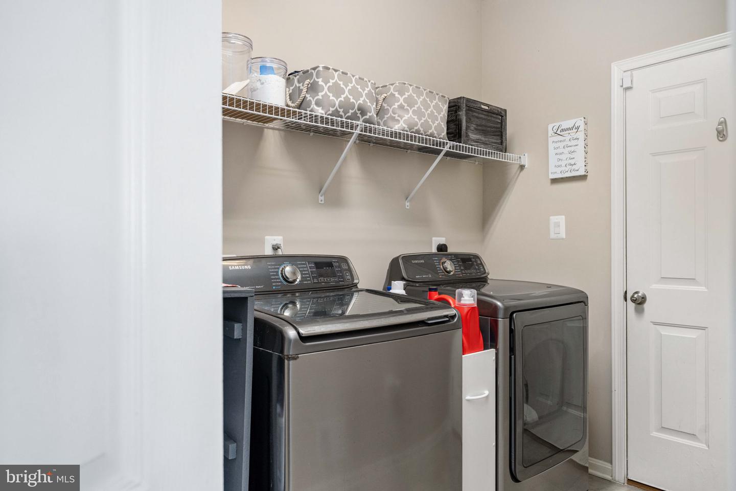 18 ELM ST, STAFFORD, Virginia 22554, 6 Bedrooms Bedrooms, ,5 BathroomsBathrooms,Residential,For sale,18 ELM ST,VAST2040260 MLS # VAST2040260 18 ELM ST, STAFFORD, Virginia 22554, 6 Bedrooms Bedrooms, ,5 BathroomsBathrooms,Residential,For sale,18 ELM ST,VAST2040260 MLS # VAST2040260