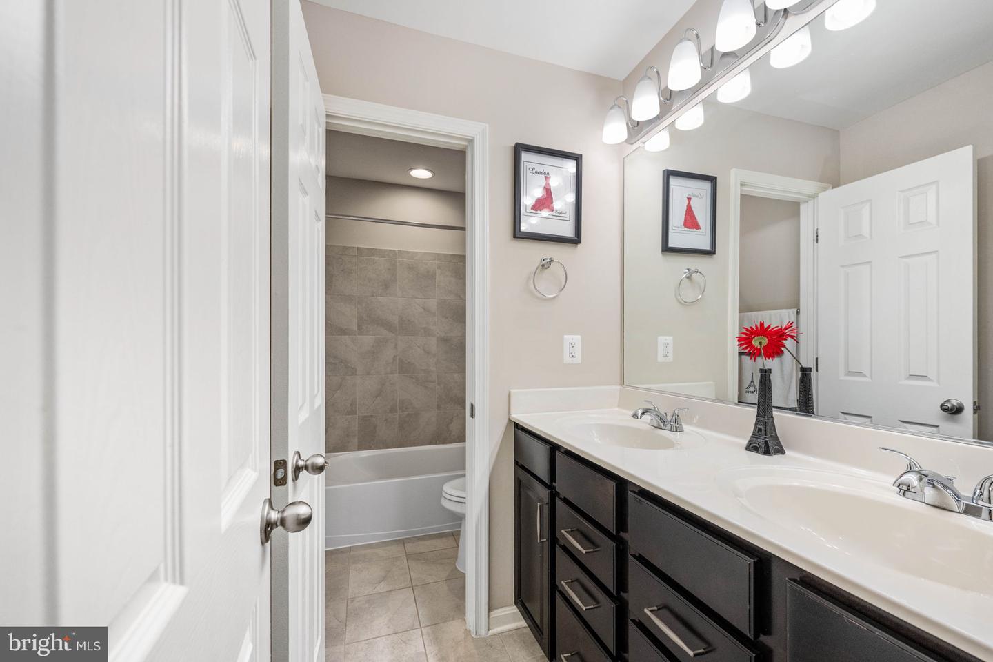 18 ELM ST, STAFFORD, Virginia 22554, 6 Bedrooms Bedrooms, ,5 BathroomsBathrooms,Residential,For sale,18 ELM ST,VAST2040260 MLS # VAST2040260 18 ELM ST, STAFFORD, Virginia 22554, 6 Bedrooms Bedrooms, ,5 BathroomsBathrooms,Residential,For sale,18 ELM ST,VAST2040260 MLS # VAST2040260