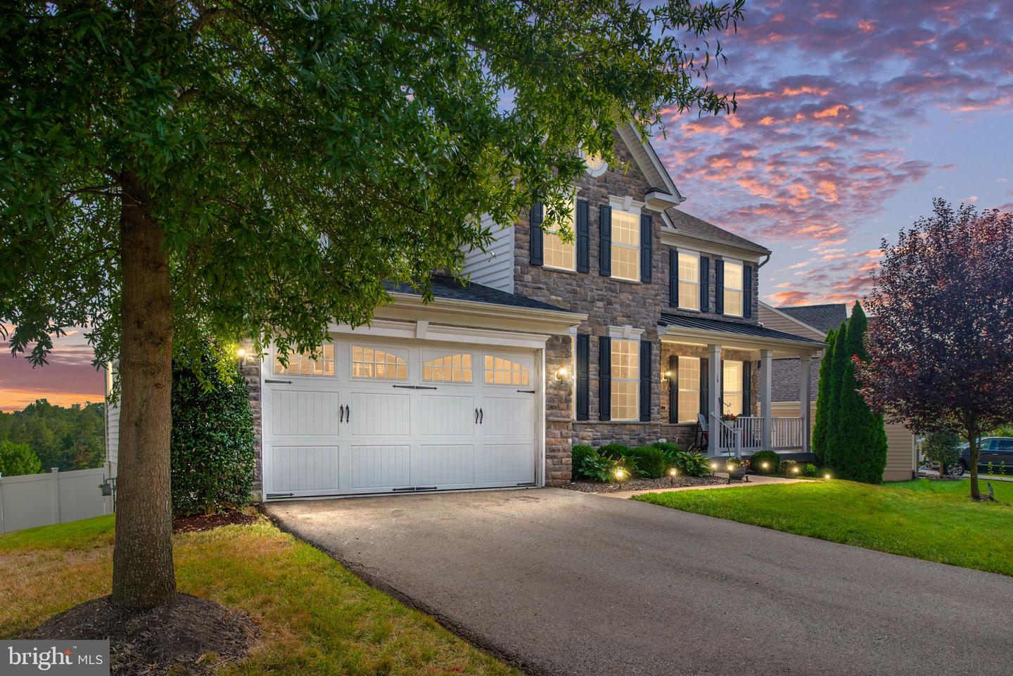 18 ELM ST, STAFFORD, Virginia 22554, 6 Bedrooms Bedrooms, ,5 BathroomsBathrooms,Residential,For sale,18 ELM ST,VAST2040260 MLS # VAST2040260 18 ELM ST, STAFFORD, Virginia 22554, 6 Bedrooms Bedrooms, ,5 BathroomsBathrooms,Residential,For sale,18 ELM ST,VAST2040260 MLS # VAST2040260