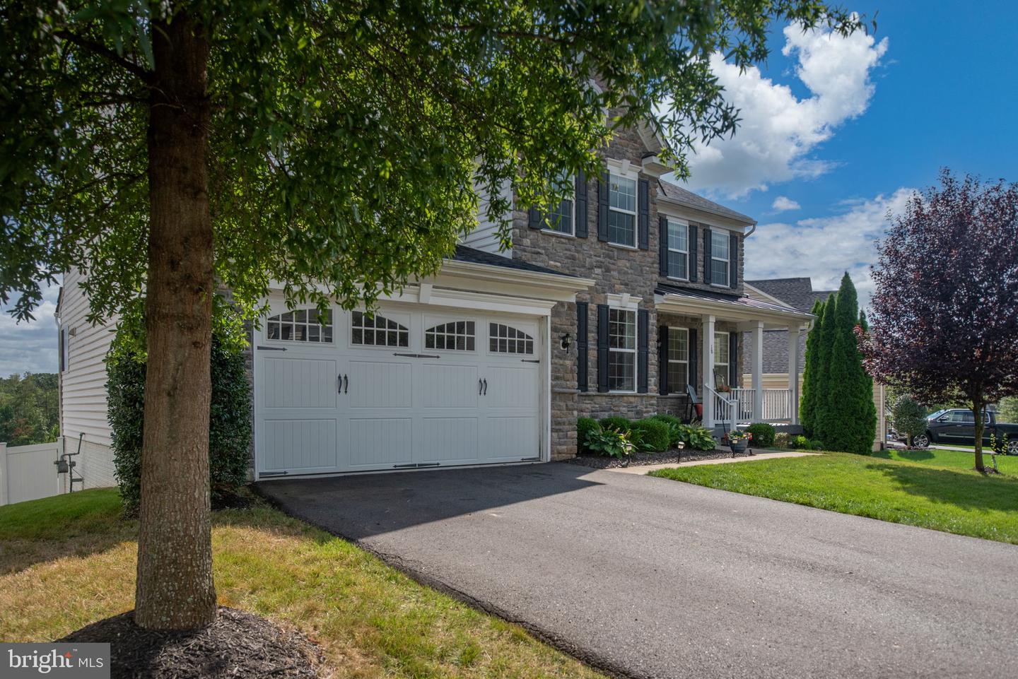 18 ELM ST, STAFFORD, Virginia 22554, 6 Bedrooms Bedrooms, ,5 BathroomsBathrooms,Residential,For sale,18 ELM ST,VAST2040260 MLS # VAST2040260 18 ELM ST, STAFFORD, Virginia 22554, 6 Bedrooms Bedrooms, ,5 BathroomsBathrooms,Residential,For sale,18 ELM ST,VAST2040260 MLS # VAST2040260