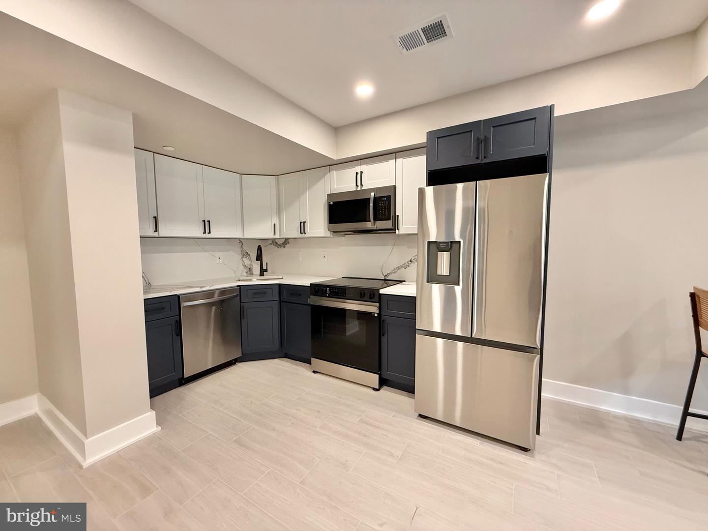 1806 D ST NE #3, WASHINGTON, District Of Columbia 20002, 1 Bedroom Bedrooms, ,1 BathroomBathrooms,Residential,For sale,1806 D ST NE #3,DCDC2213468 MLS # DCDC2213468 1806 D ST NE #3, WASHINGTON, District Of Columbia 20002, 1 Bedroom Bedrooms, ,1 BathroomBathrooms,Residential,For sale,1806 D ST NE #3,DCDC2213468 MLS # DCDC2213468