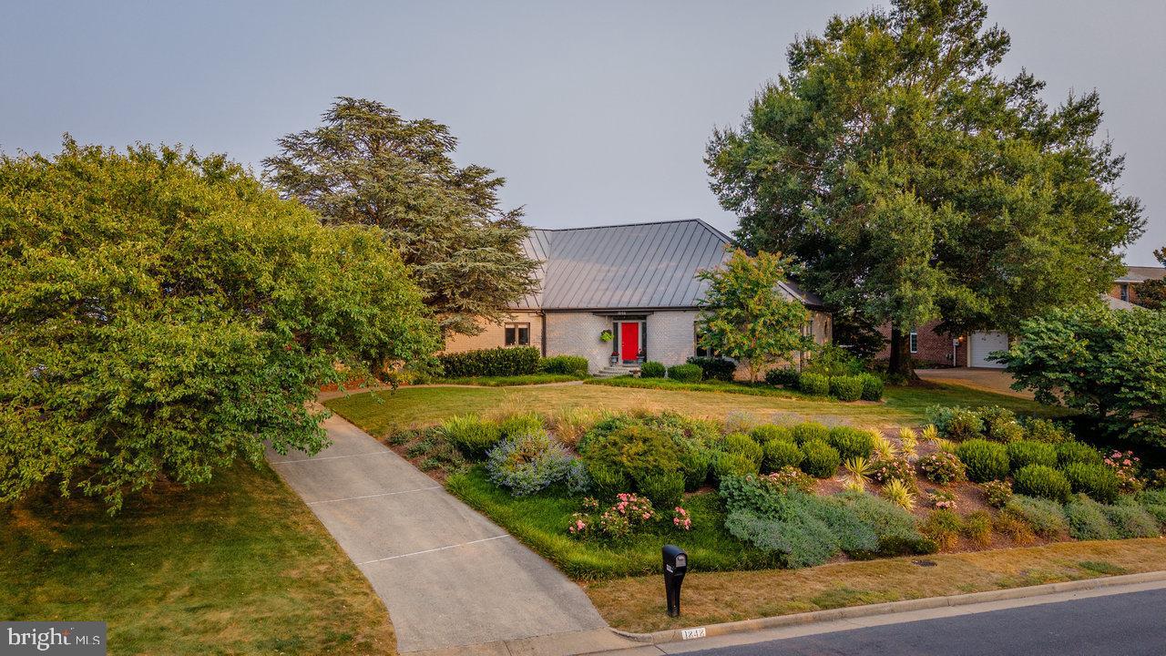 1848 COLLEGE AVE, HARRISONBURG, Virginia 22802, 3 Bedrooms Bedrooms, ,3 BathroomsBathrooms,Residential,For sale,1848 COLLEGE AVE,VAHC2000454 MLS # VAHC2000454