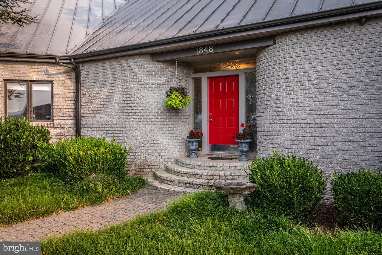 1848 COLLEGE AVE, HARRISONBURG, Virginia 22802, 3 Bedrooms Bedrooms, ,3 BathroomsBathrooms,Residential,For sale,1848 COLLEGE AVE,VAHC2000454 MLS # VAHC2000454