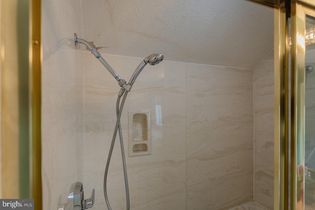 1848 COLLEGE AVE, HARRISONBURG, Virginia 22802, 3 Bedrooms Bedrooms, ,3 BathroomsBathrooms,Residential,For sale,1848 COLLEGE AVE,VAHC2000454 MLS # VAHC2000454