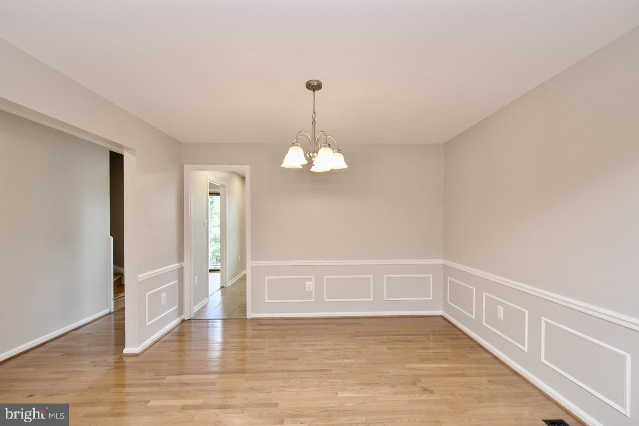 4516 AIRLIE WAY, ANNANDALE, Virginia 22003, 3 Bedrooms Bedrooms, ,3 BathroomsBathrooms,Residential,For sale,4516 AIRLIE WAY,VAFX2263430 MLS # VAFX2263430