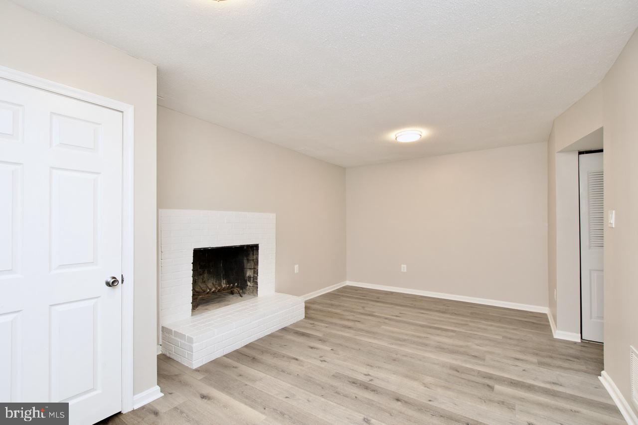 4516 AIRLIE WAY, ANNANDALE, Virginia 22003, 3 Bedrooms Bedrooms, ,3 BathroomsBathrooms,Residential,For sale,4516 AIRLIE WAY,VAFX2263430 MLS # VAFX2263430