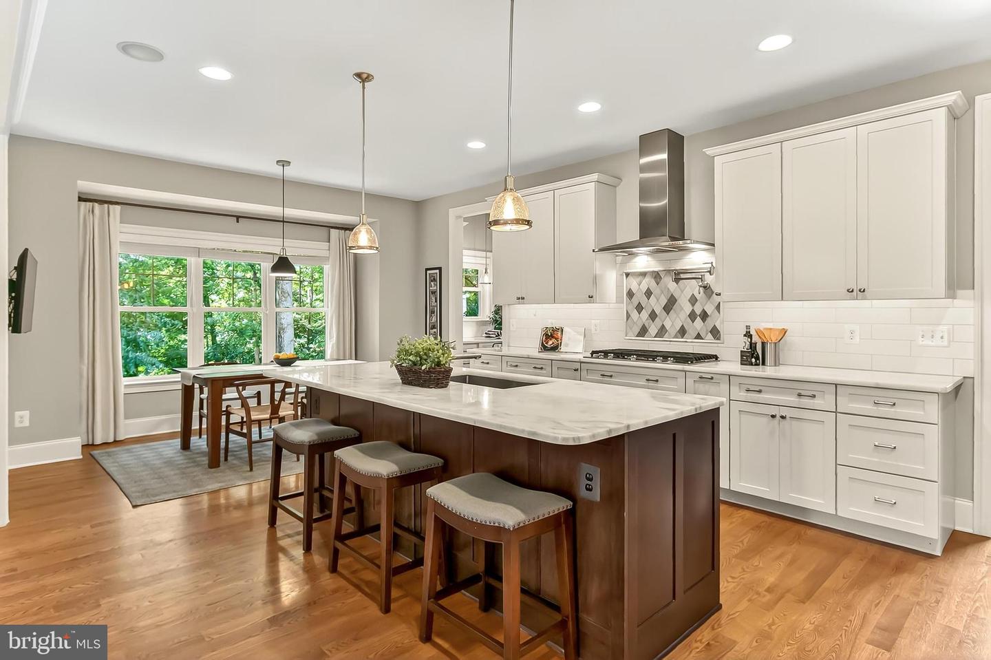 1203 WARE ST SW, VIENNA, Virginia 22180, 5 Bedrooms Bedrooms, ,4 BathroomsBathrooms,Residential,For sale,1203 WARE ST SW,VAFX2264648 MLS # VAFX2264648