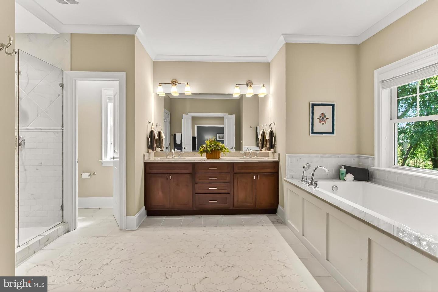 1203 WARE ST SW, VIENNA, Virginia 22180, 5 Bedrooms Bedrooms, ,4 BathroomsBathrooms,Residential,For sale,1203 WARE ST SW,VAFX2264648 MLS # VAFX2264648